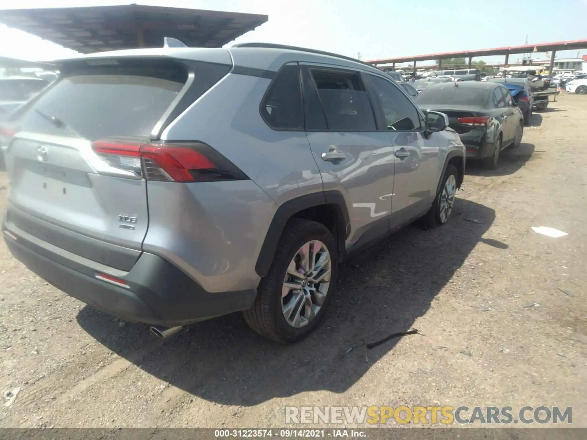 4 Photograph of a damaged car JTMA1RFV2LD050419 TOYOTA RAV4 2020