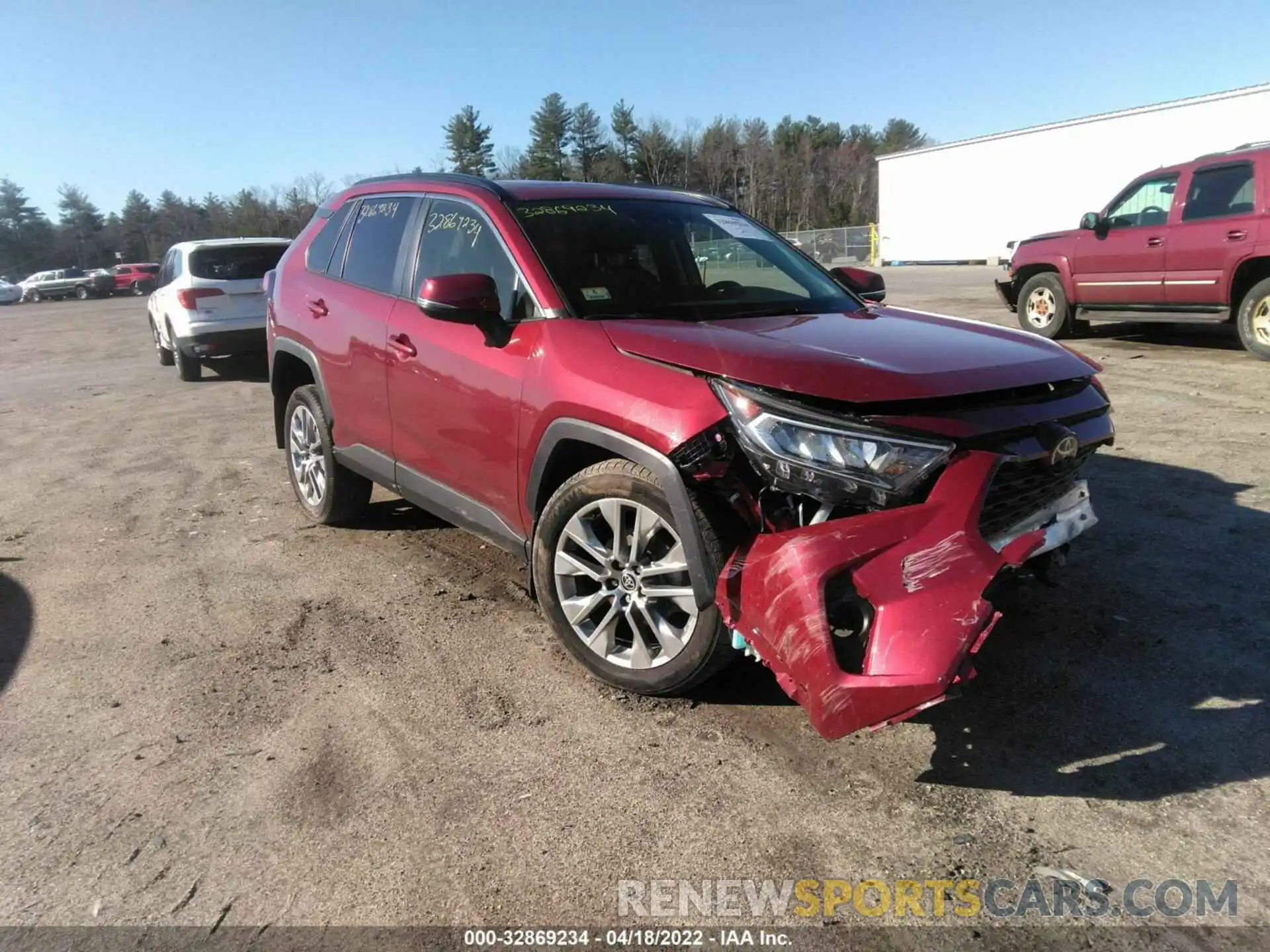 1 Photograph of a damaged car JTMA1RFV2LJ036604 TOYOTA RAV4 2020