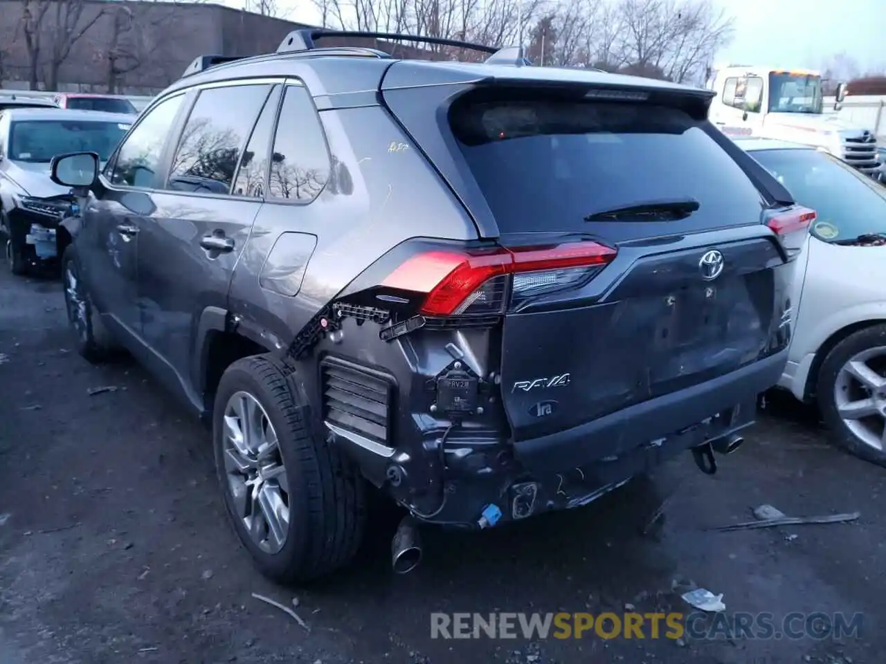 3 Photograph of a damaged car JTMA1RFV3LD051448 TOYOTA RAV4 2020