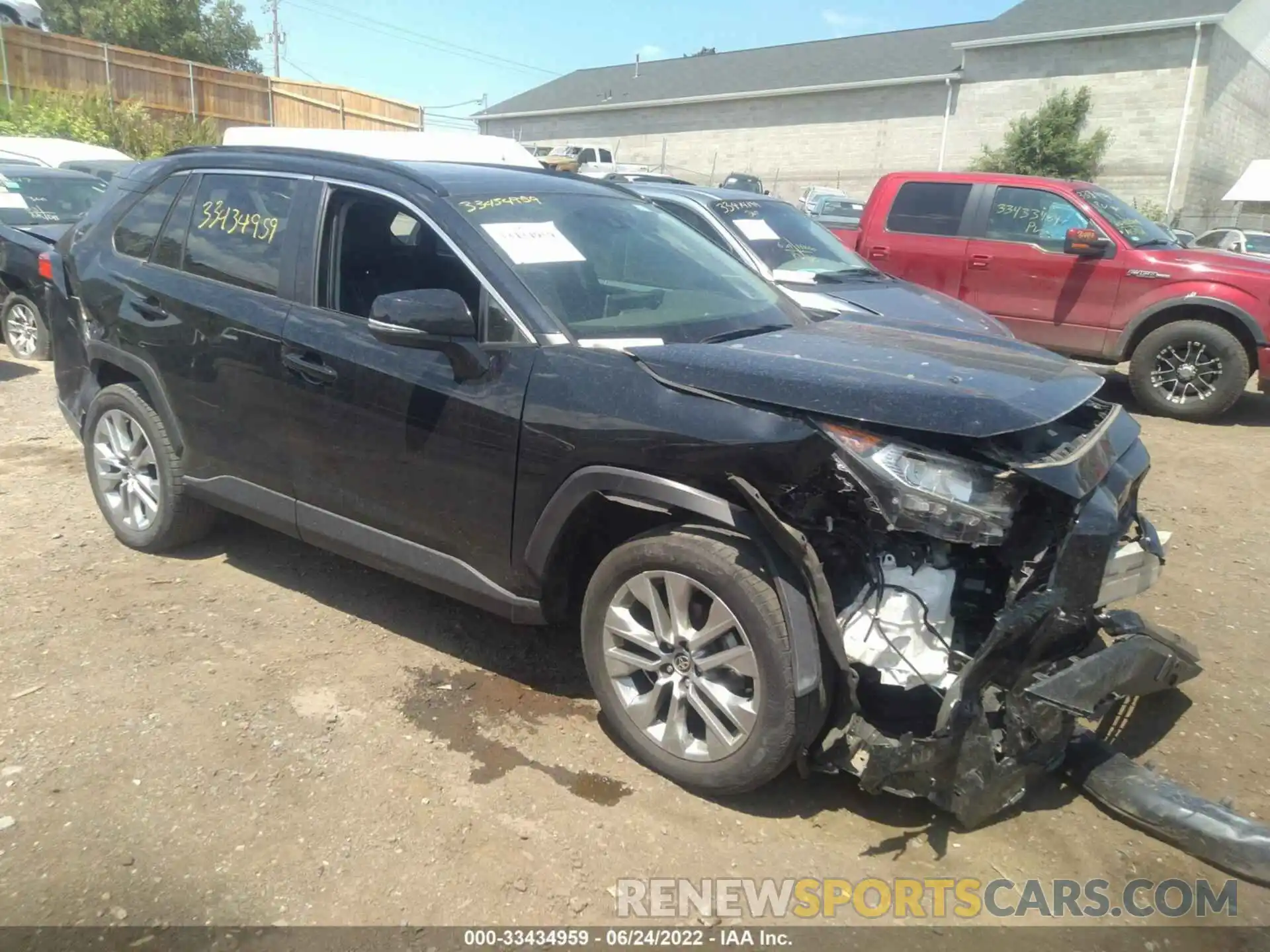 1 Photograph of a damaged car JTMA1RFV3LD053572 TOYOTA RAV4 2020