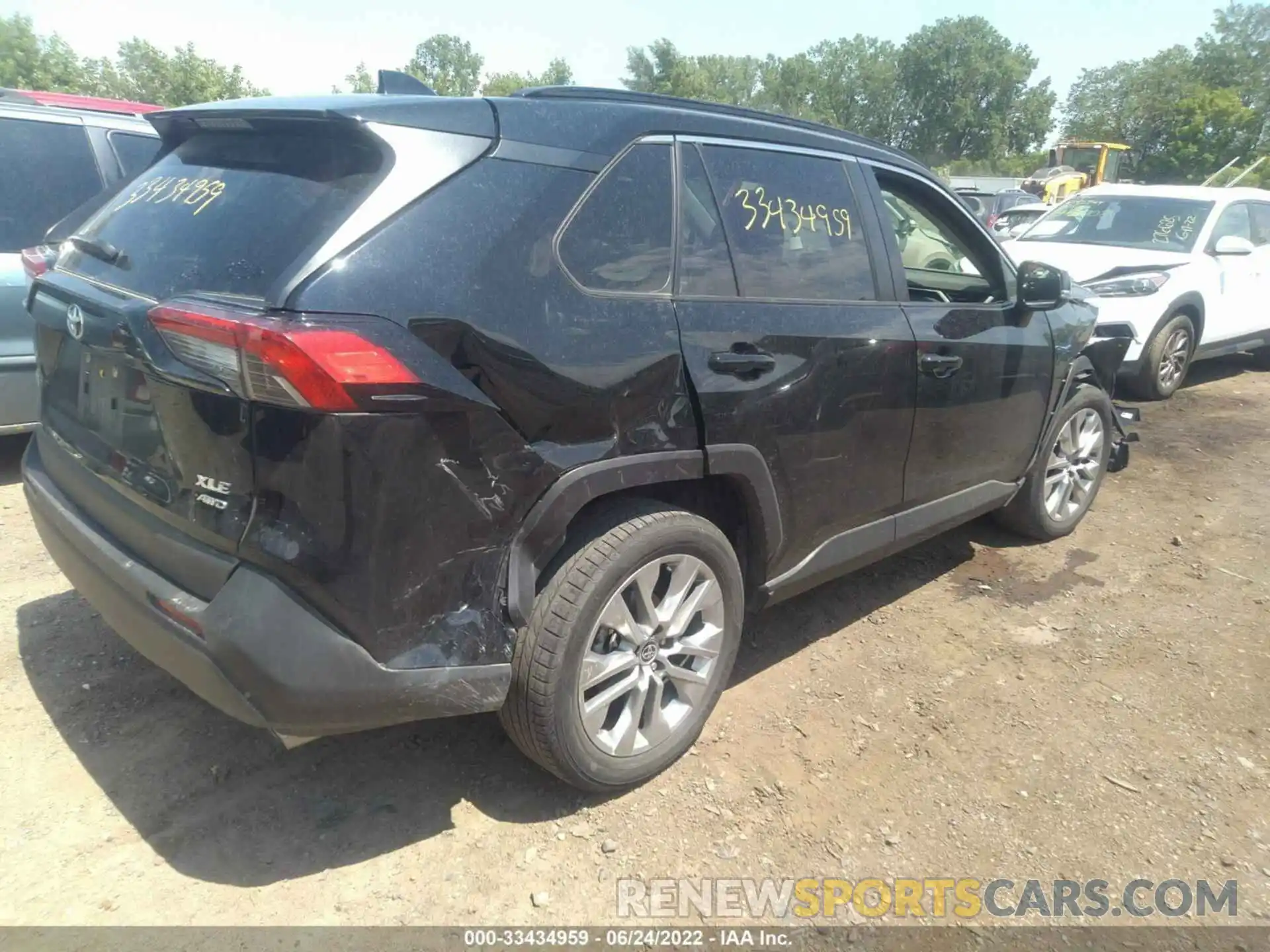 4 Photograph of a damaged car JTMA1RFV3LD053572 TOYOTA RAV4 2020