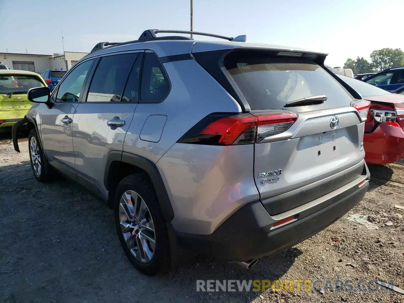 3 Photograph of a damaged car JTMA1RFV4LD056027 TOYOTA RAV4 2020