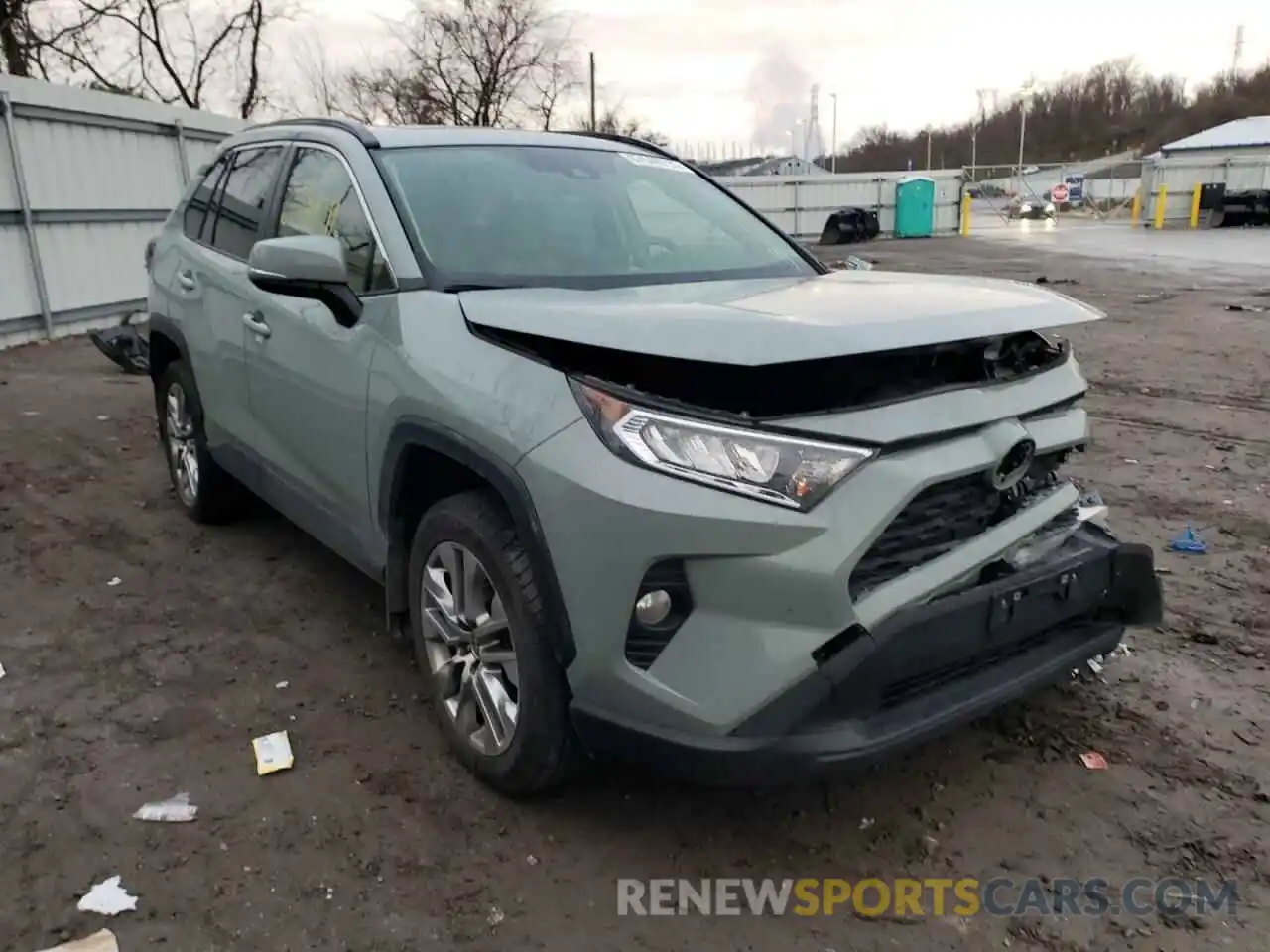 1 Photograph of a damaged car JTMA1RFV4LJ035194 TOYOTA RAV4 2020