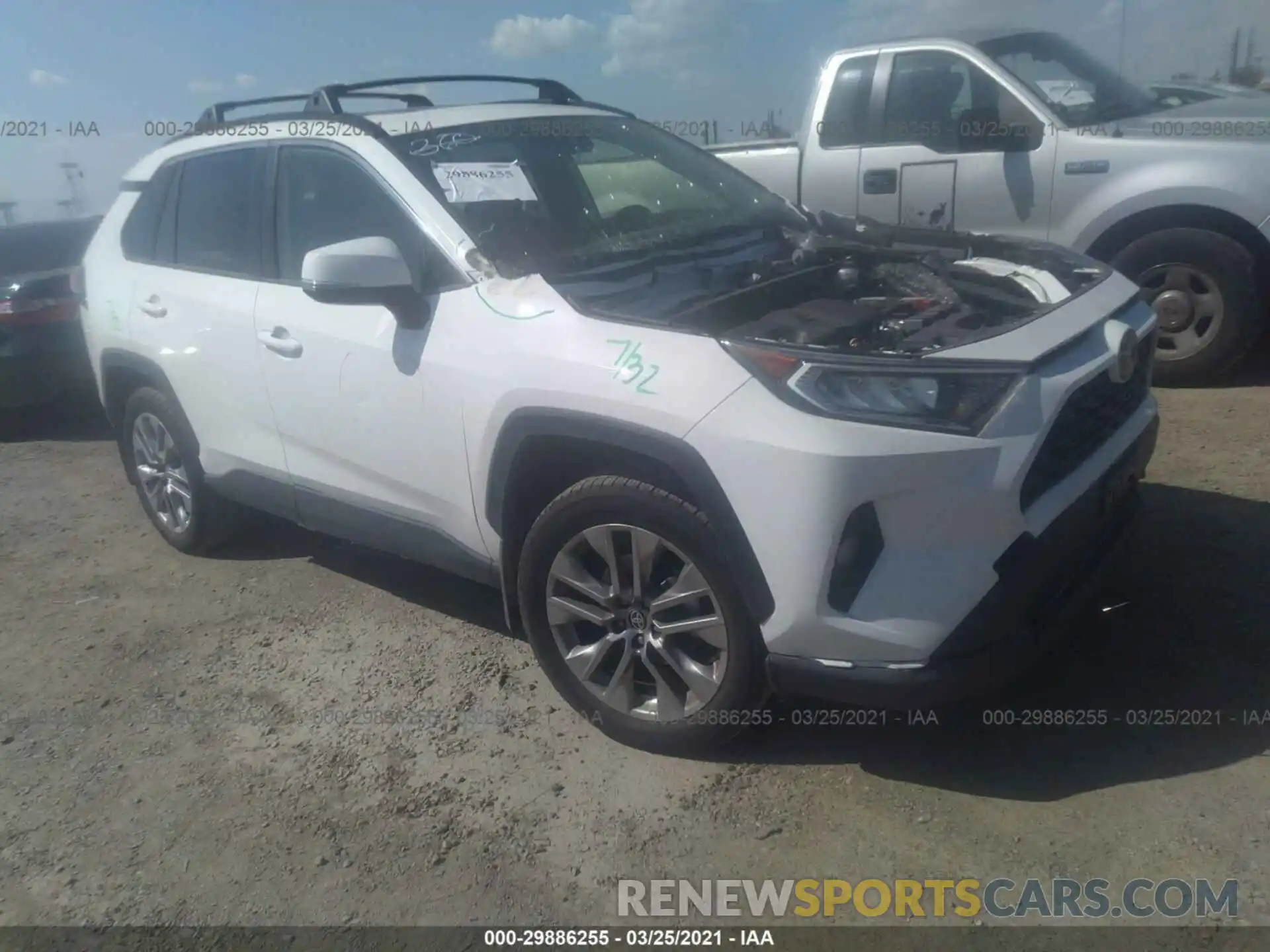 1 Photograph of a damaged car JTMA1RFV5LD057185 TOYOTA RAV4 2020