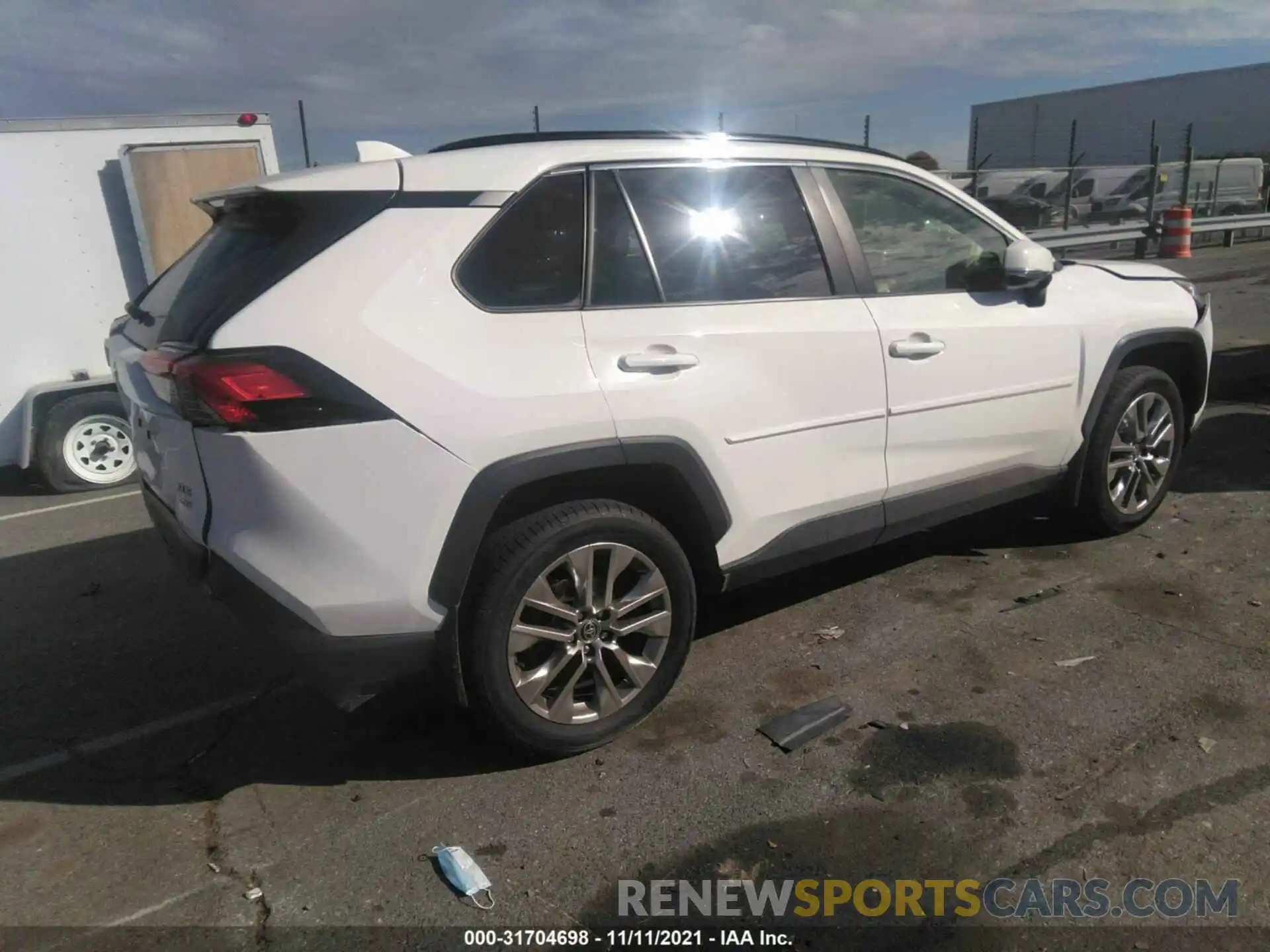 4 Photograph of a damaged car JTMA1RFV6LD053260 TOYOTA RAV4 2020