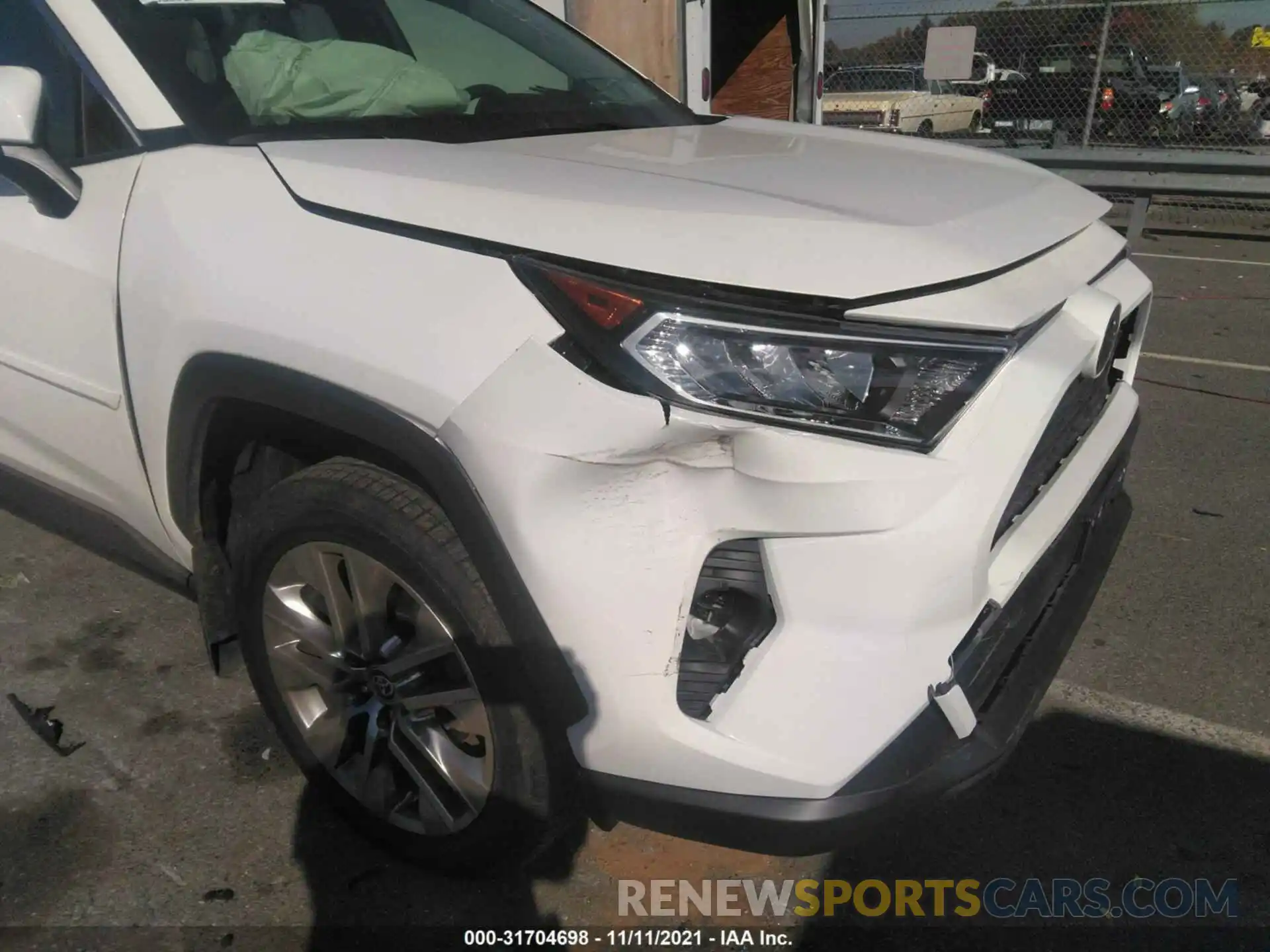 6 Photograph of a damaged car JTMA1RFV6LD053260 TOYOTA RAV4 2020