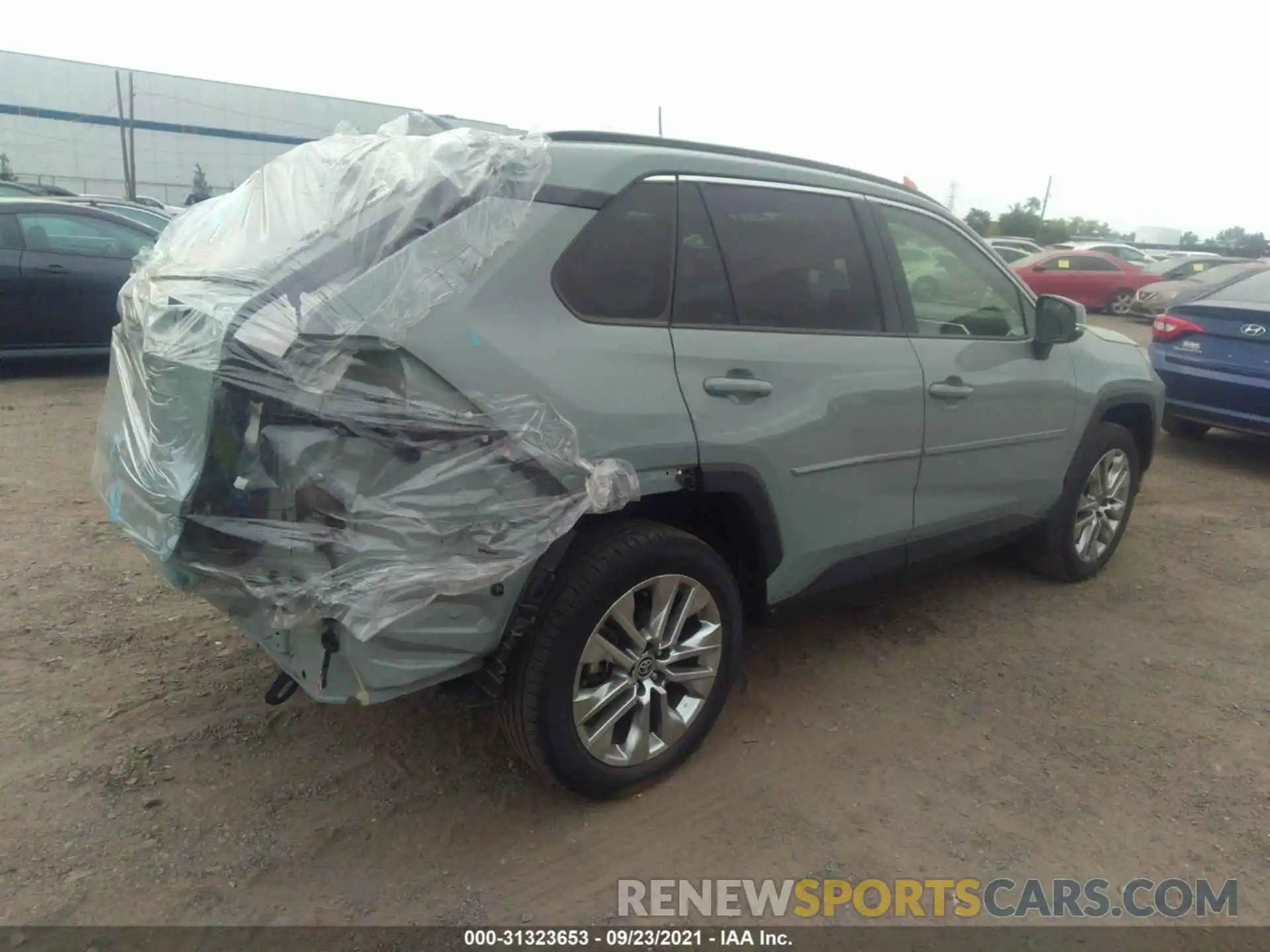 4 Photograph of a damaged car JTMA1RFV6LD053890 TOYOTA RAV4 2020