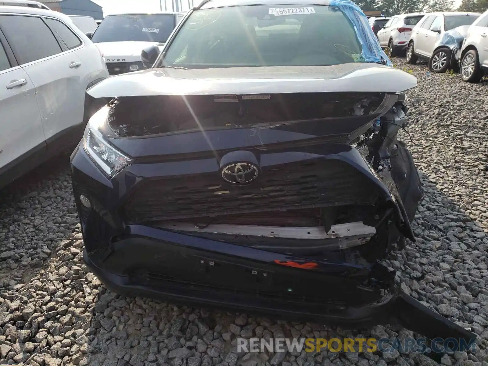 9 Photograph of a damaged car JTMA1RFV6LD060418 TOYOTA RAV4 2020