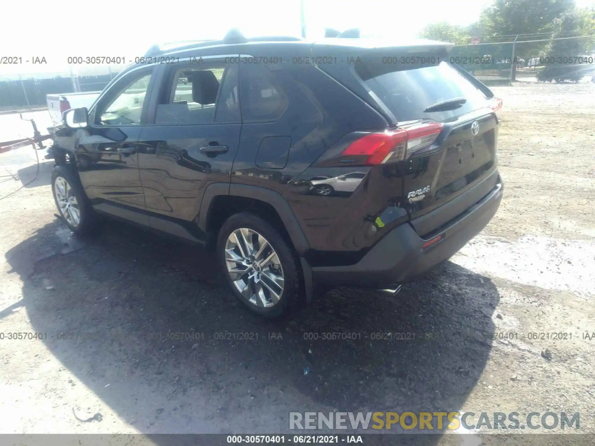 3 Photograph of a damaged car JTMA1RFV7LD052912 TOYOTA RAV4 2020