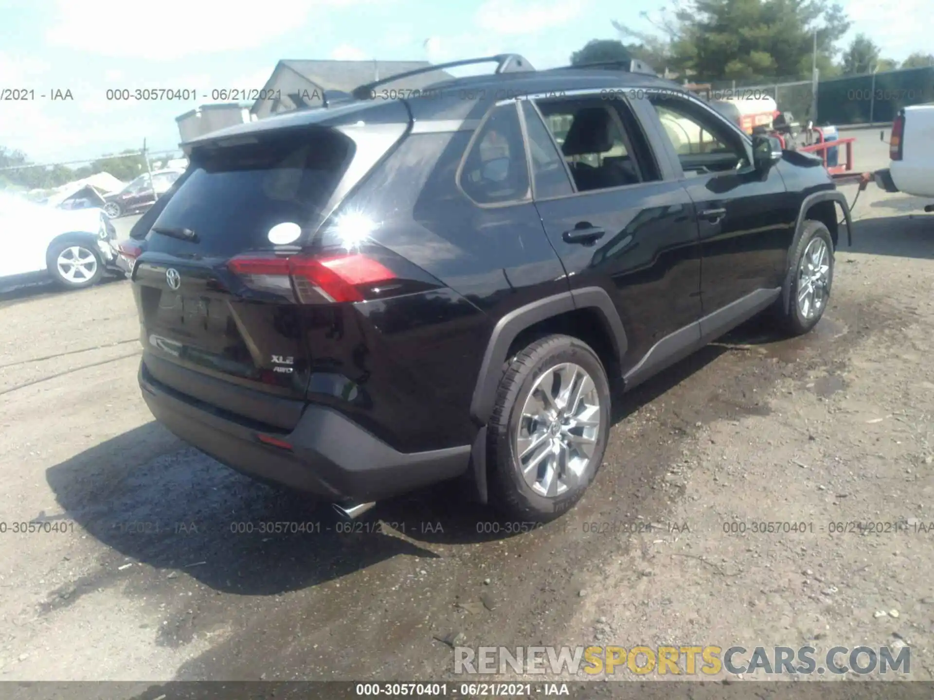 4 Photograph of a damaged car JTMA1RFV7LD052912 TOYOTA RAV4 2020