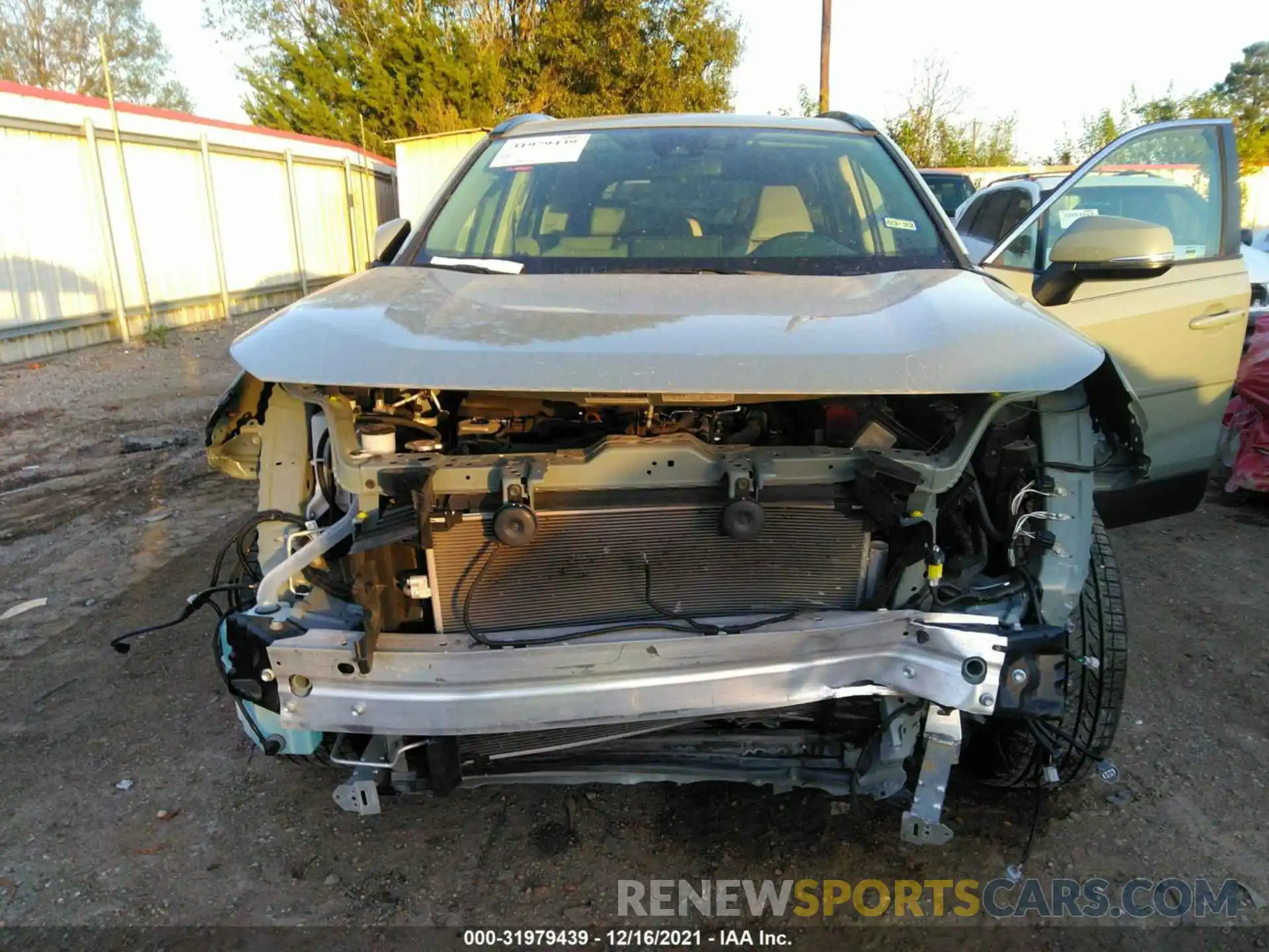 6 Photograph of a damaged car JTMA1RFV7LD060136 TOYOTA RAV4 2020