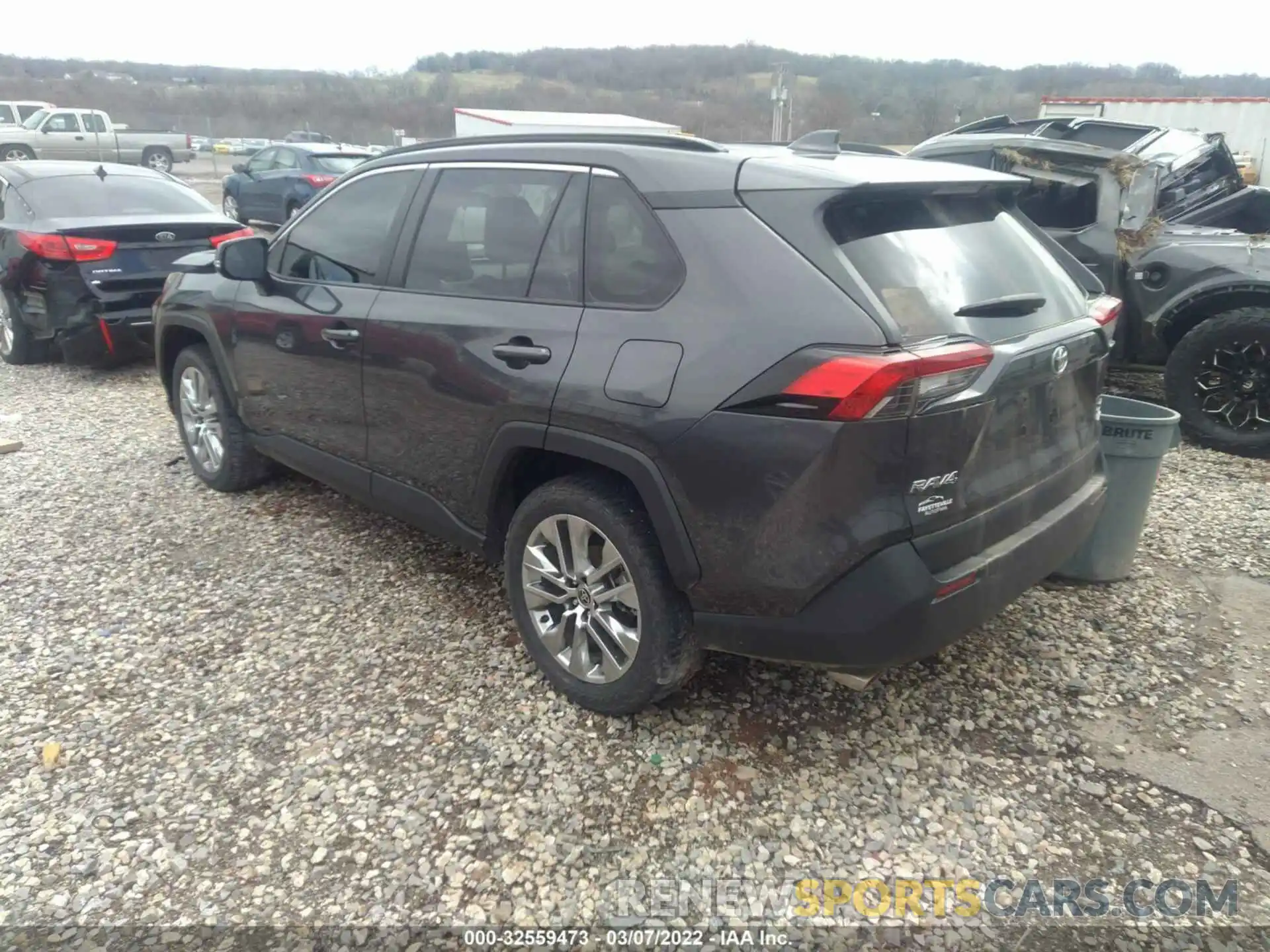 3 Photograph of a damaged car JTMA1RFV7LJ034735 TOYOTA RAV4 2020