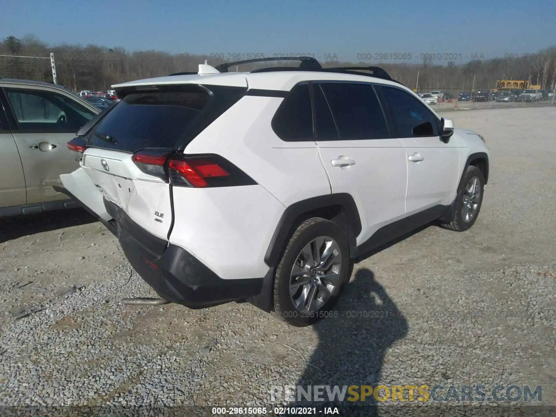 4 Photograph of a damaged car JTMA1RFV8LD057312 TOYOTA RAV4 2020