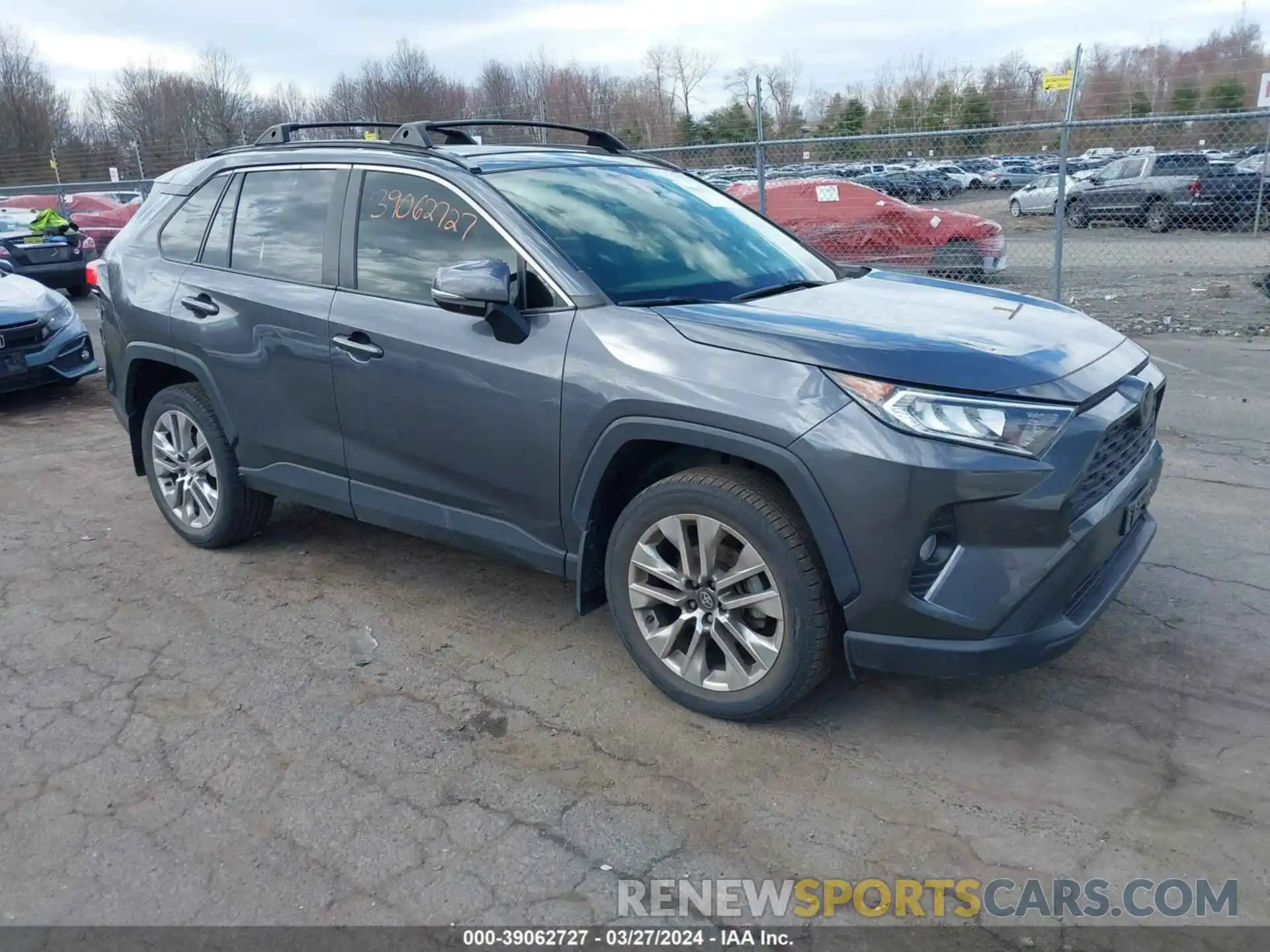 1 Photograph of a damaged car JTMA1RFV8LD060257 TOYOTA RAV4 2020