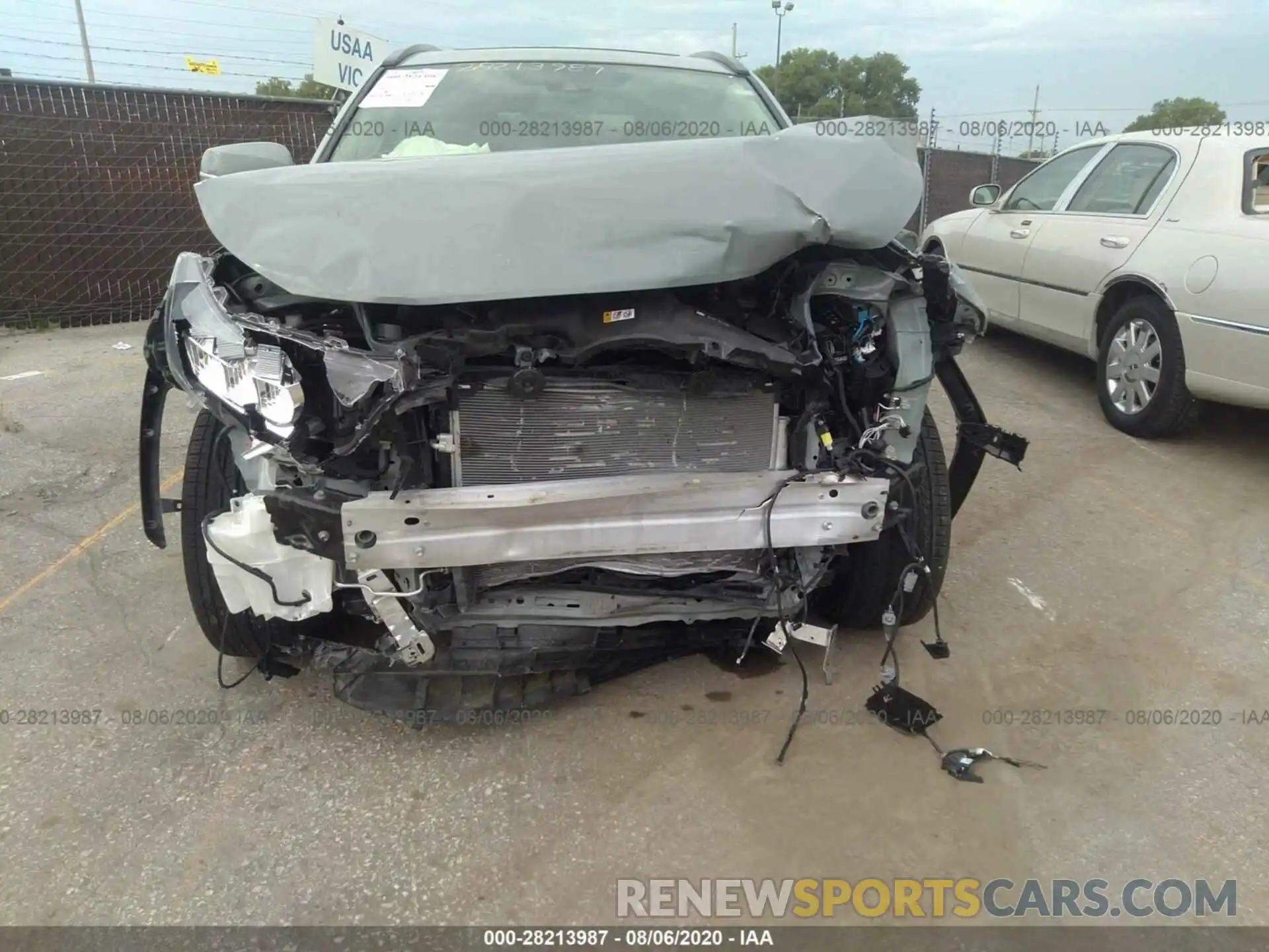 6 Photograph of a damaged car JTMA1RFV8LJ026739 TOYOTA RAV4 2020