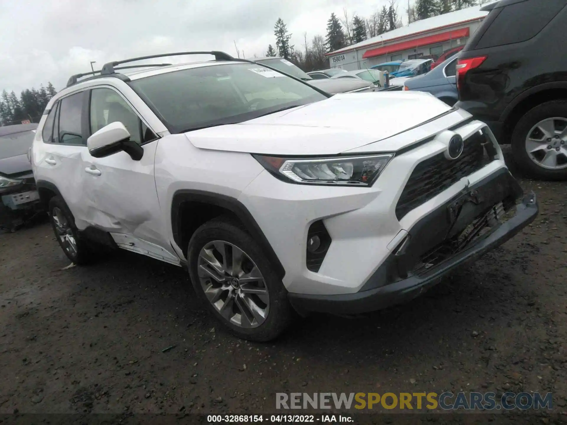 1 Photograph of a damaged car JTMA1RFV9LD054354 TOYOTA RAV4 2020