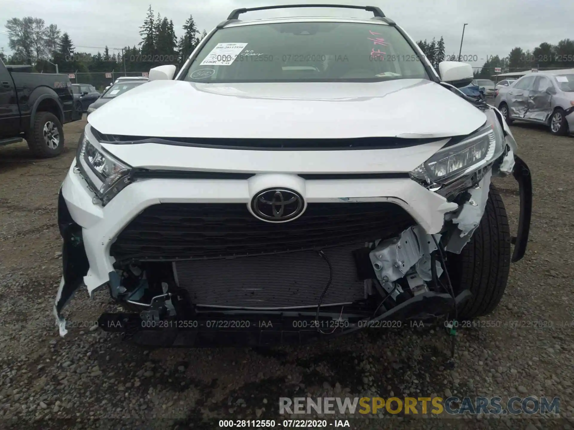 6 Photograph of a damaged car JTMA1RFV9LD062535 TOYOTA RAV4 2020