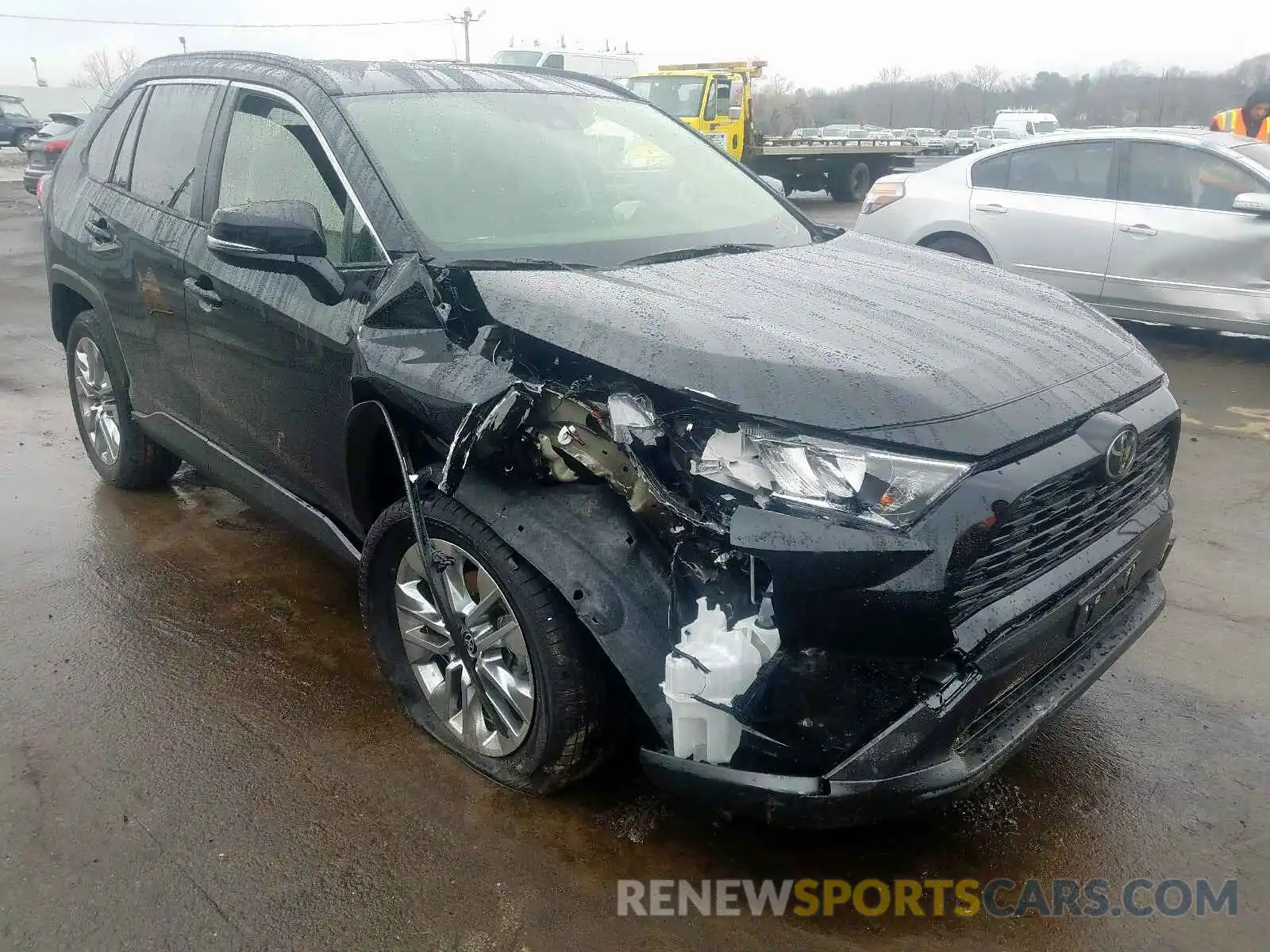 1 Photograph of a damaged car JTMA1RFV9LD527363 TOYOTA RAV4 2020