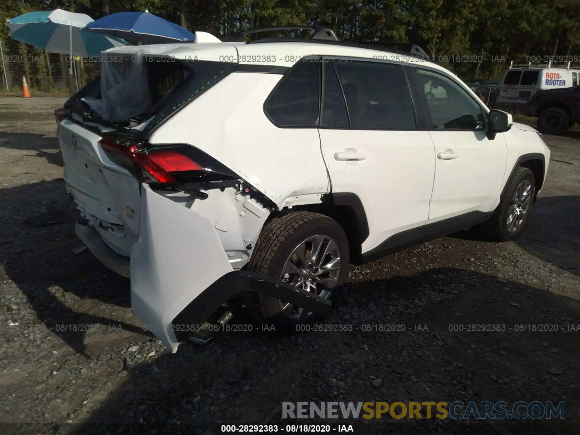 4 Photograph of a damaged car JTMA1RFVXLD064908 TOYOTA RAV4 2020