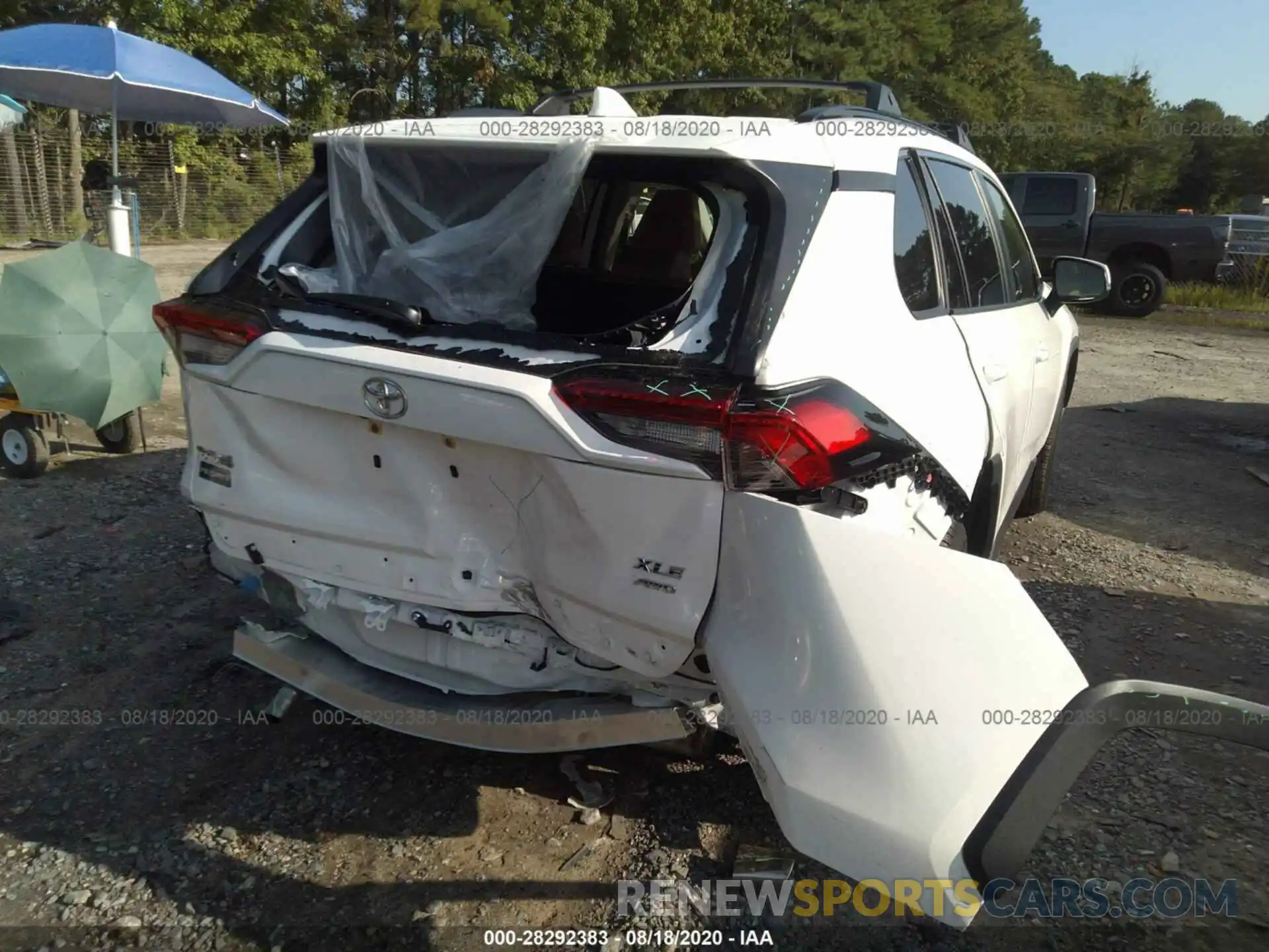 6 Photograph of a damaged car JTMA1RFVXLD064908 TOYOTA RAV4 2020