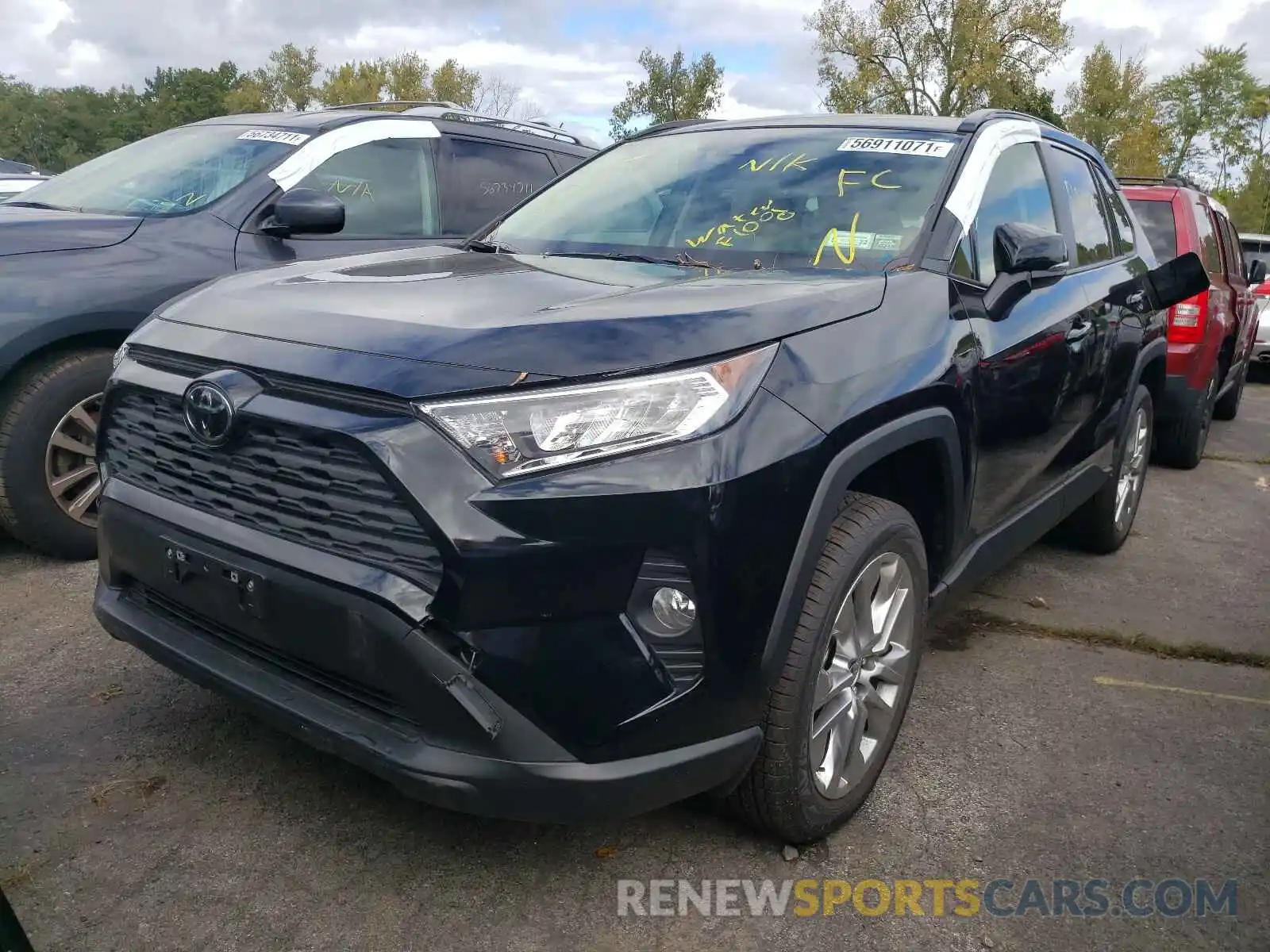 2 Photograph of a damaged car JTMA1RFVXLD528084 TOYOTA RAV4 2020