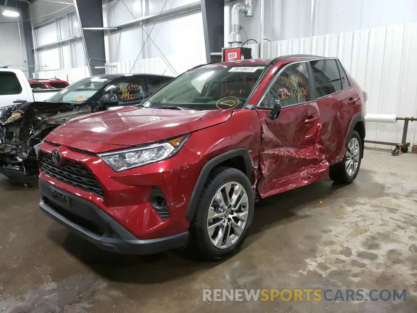 2 Photograph of a damaged car JTMA1RFVXLJ036124 TOYOTA RAV4 2020