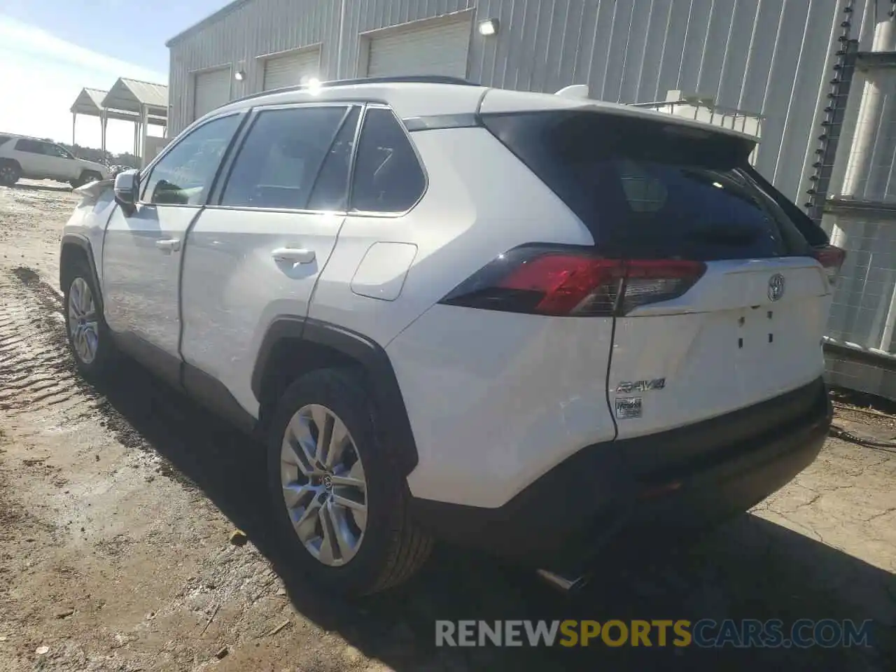 3 Photograph of a damaged car JTMC1RFV0LD046376 TOYOTA RAV4 2020