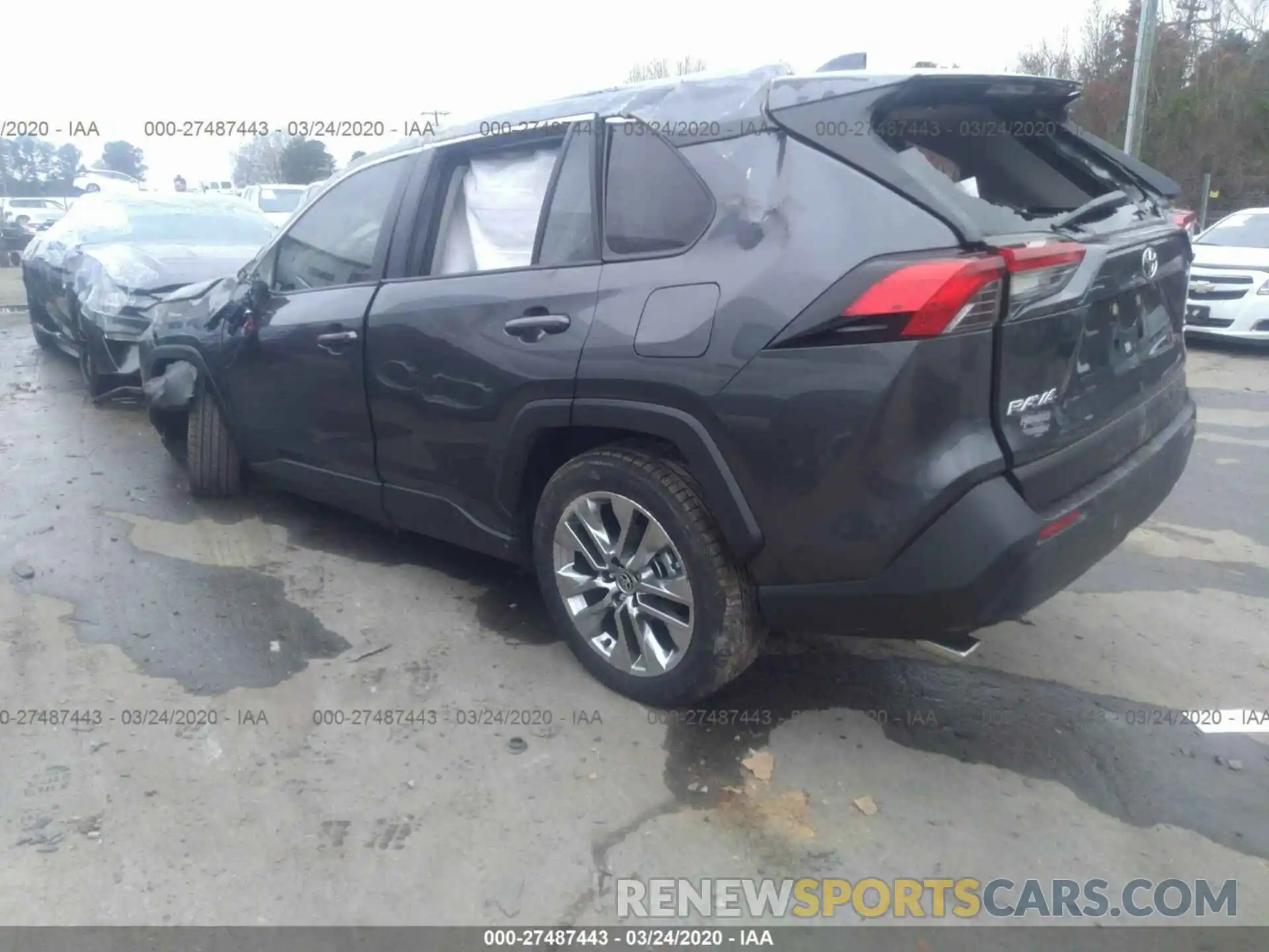 3 Photograph of a damaged car JTMC1RFV0LD048614 TOYOTA RAV4 2020