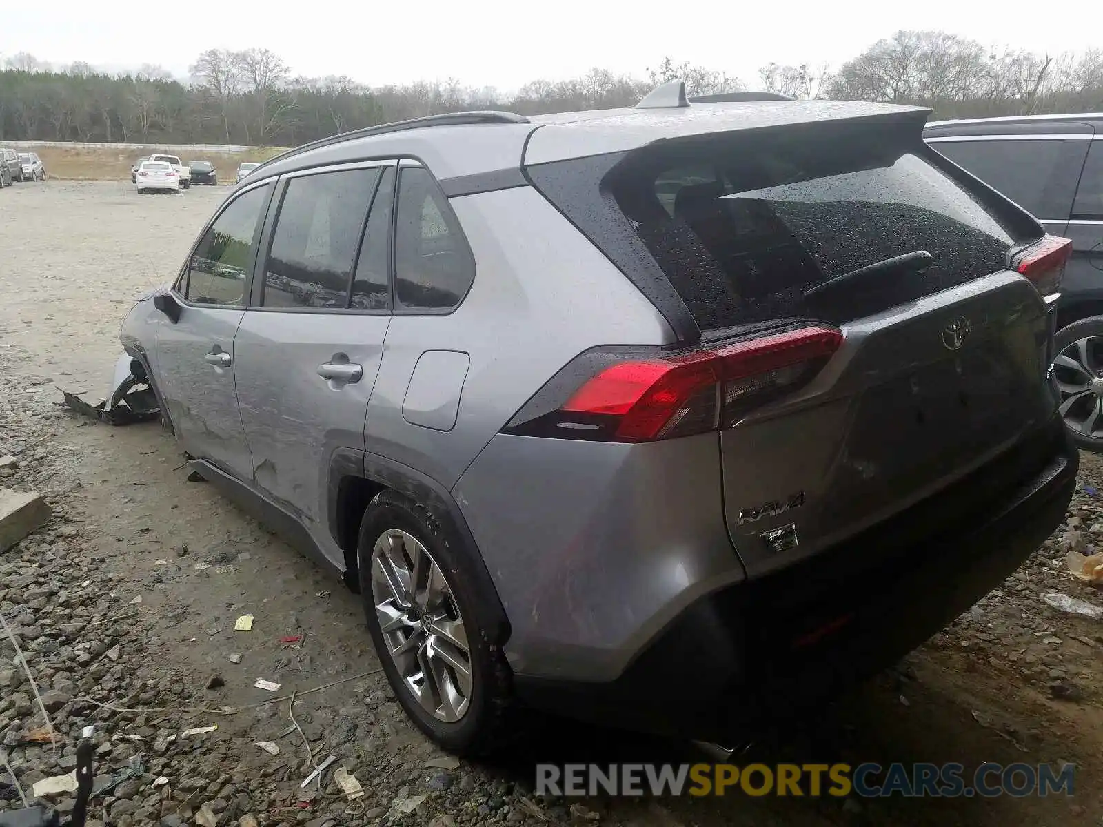 3 Photograph of a damaged car JTMC1RFV0LD517605 TOYOTA RAV4 2020