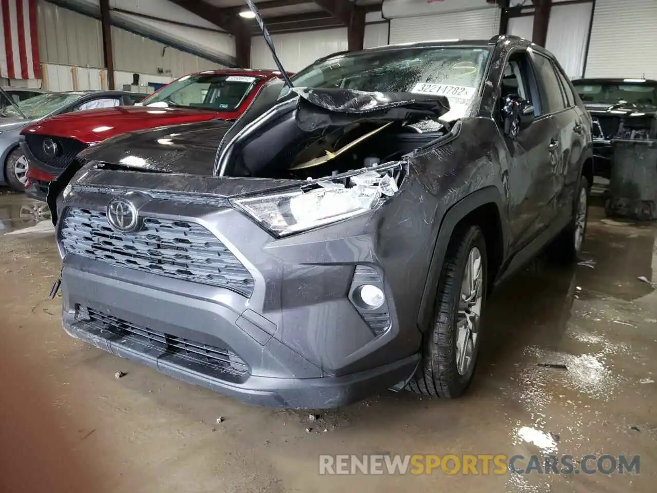 2 Photograph of a damaged car JTMC1RFV0LJ017753 TOYOTA RAV4 2020