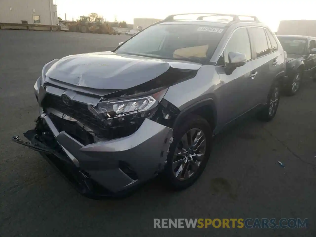 2 Photograph of a damaged car JTMC1RFV0LJ020457 TOYOTA RAV4 2020