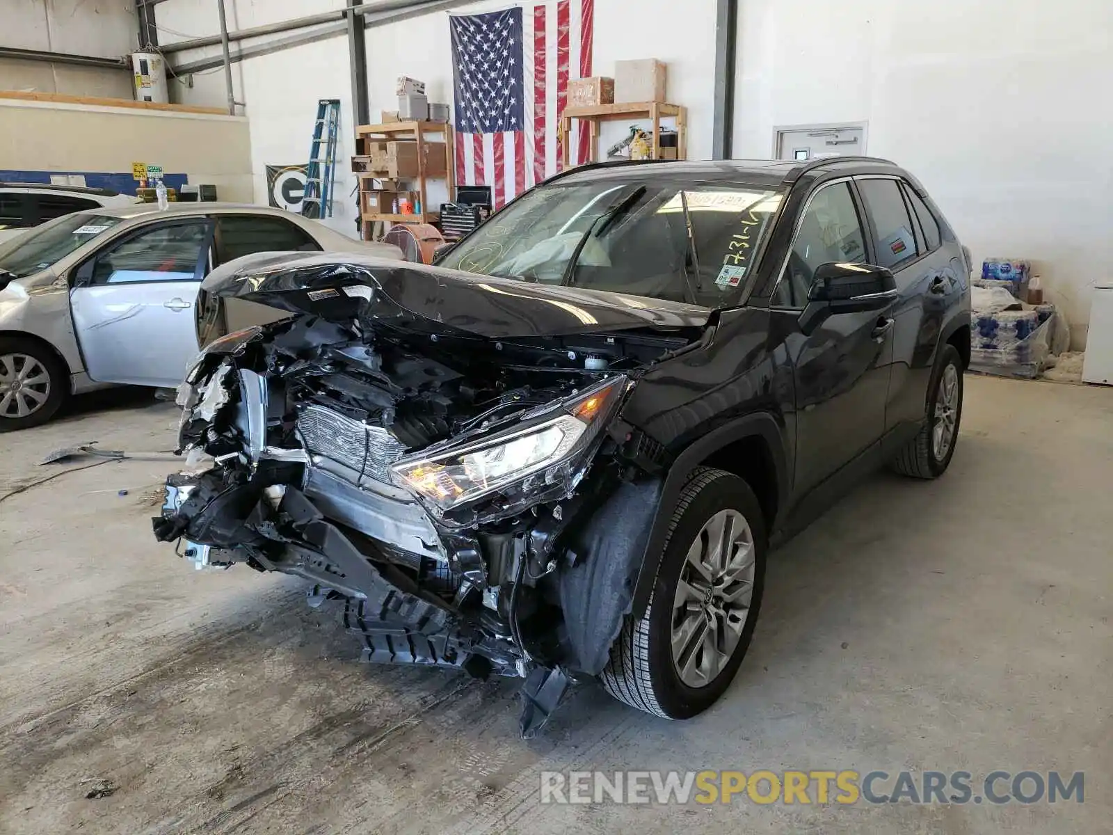 2 Photograph of a damaged car JTMC1RFV1LD056625 TOYOTA RAV4 2020