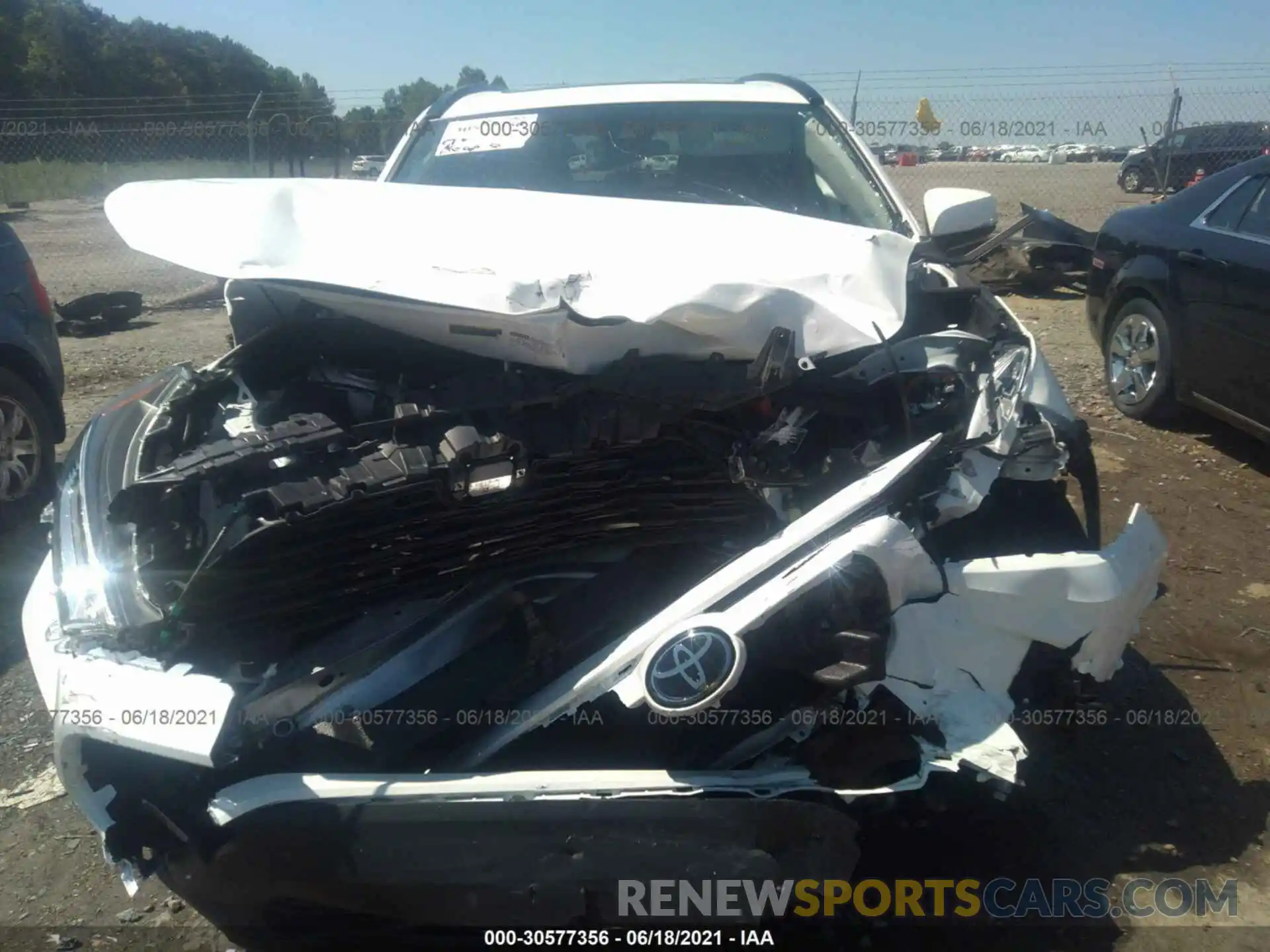 6 Photograph of a damaged car JTMC1RFV2LD046413 TOYOTA RAV4 2020