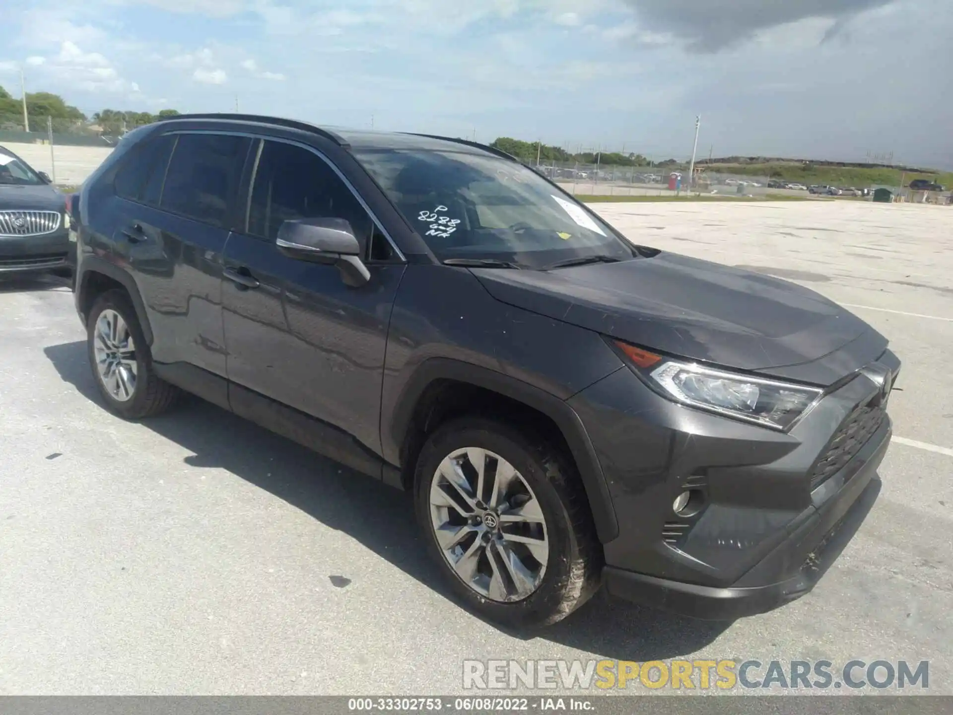 1 Photograph of a damaged car JTMC1RFV2LD048288 TOYOTA RAV4 2020