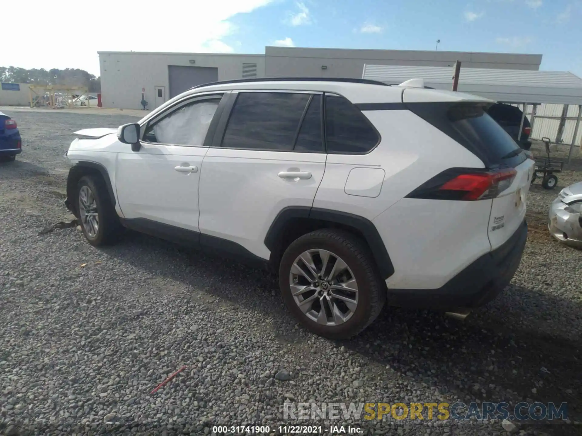 3 Photograph of a damaged car JTMC1RFV2LD049327 TOYOTA RAV4 2020