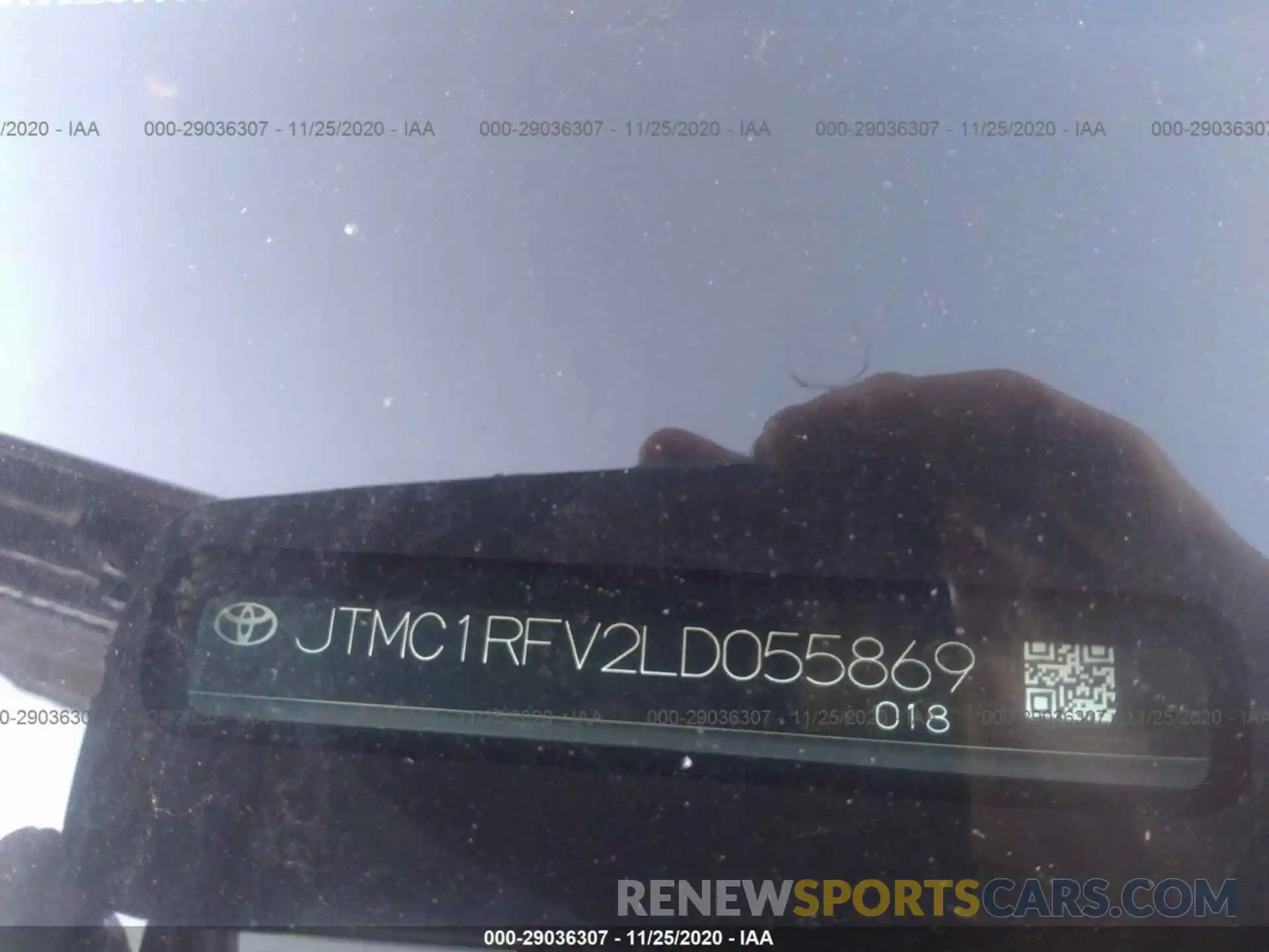 9 Photograph of a damaged car JTMC1RFV2LD055869 TOYOTA RAV4 2020