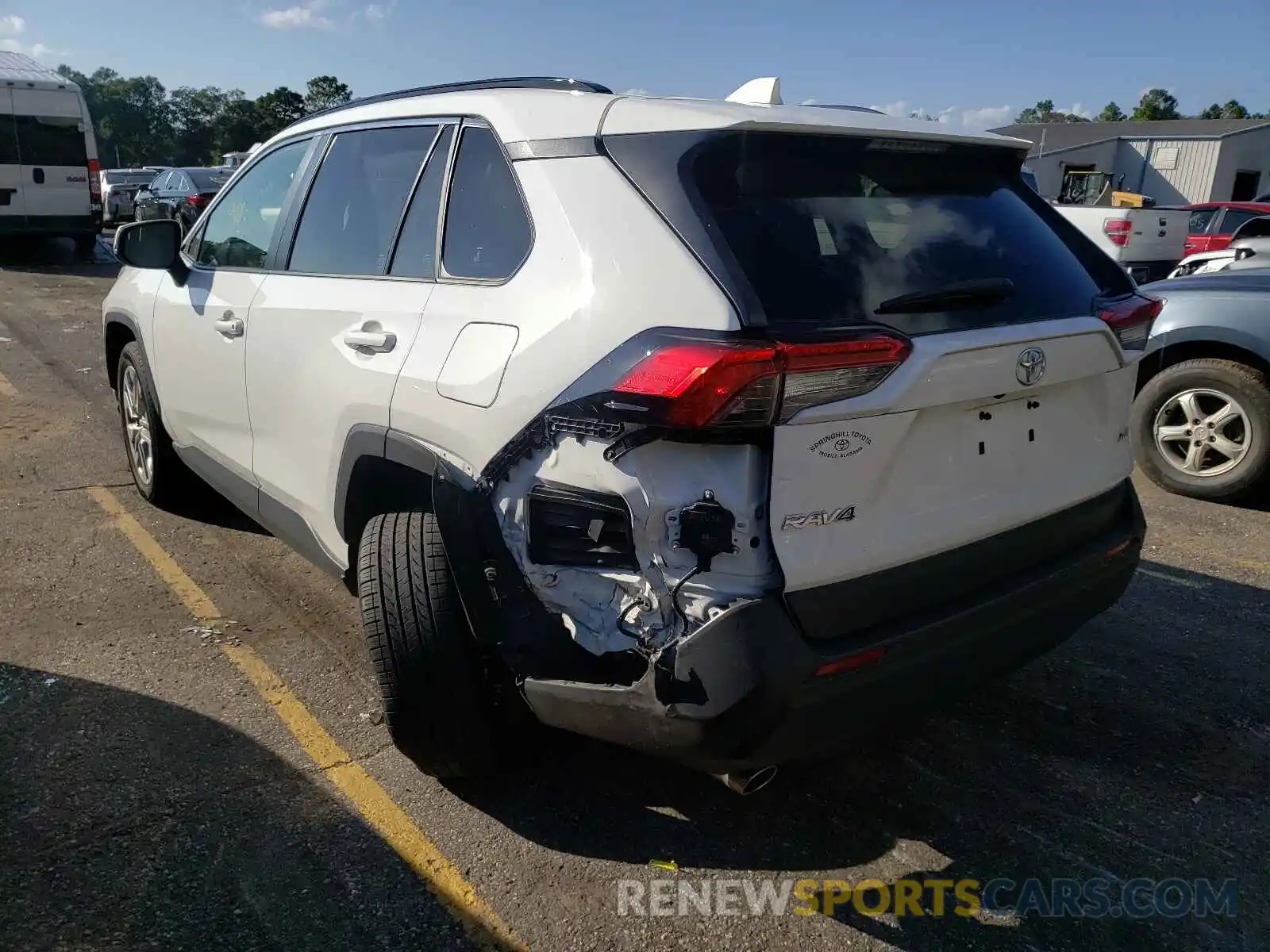 3 Photograph of a damaged car JTMC1RFV2LD520408 TOYOTA RAV4 2020