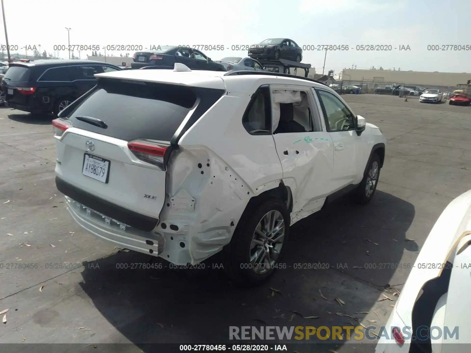 4 Photograph of a damaged car JTMC1RFV2LD520411 TOYOTA RAV4 2020