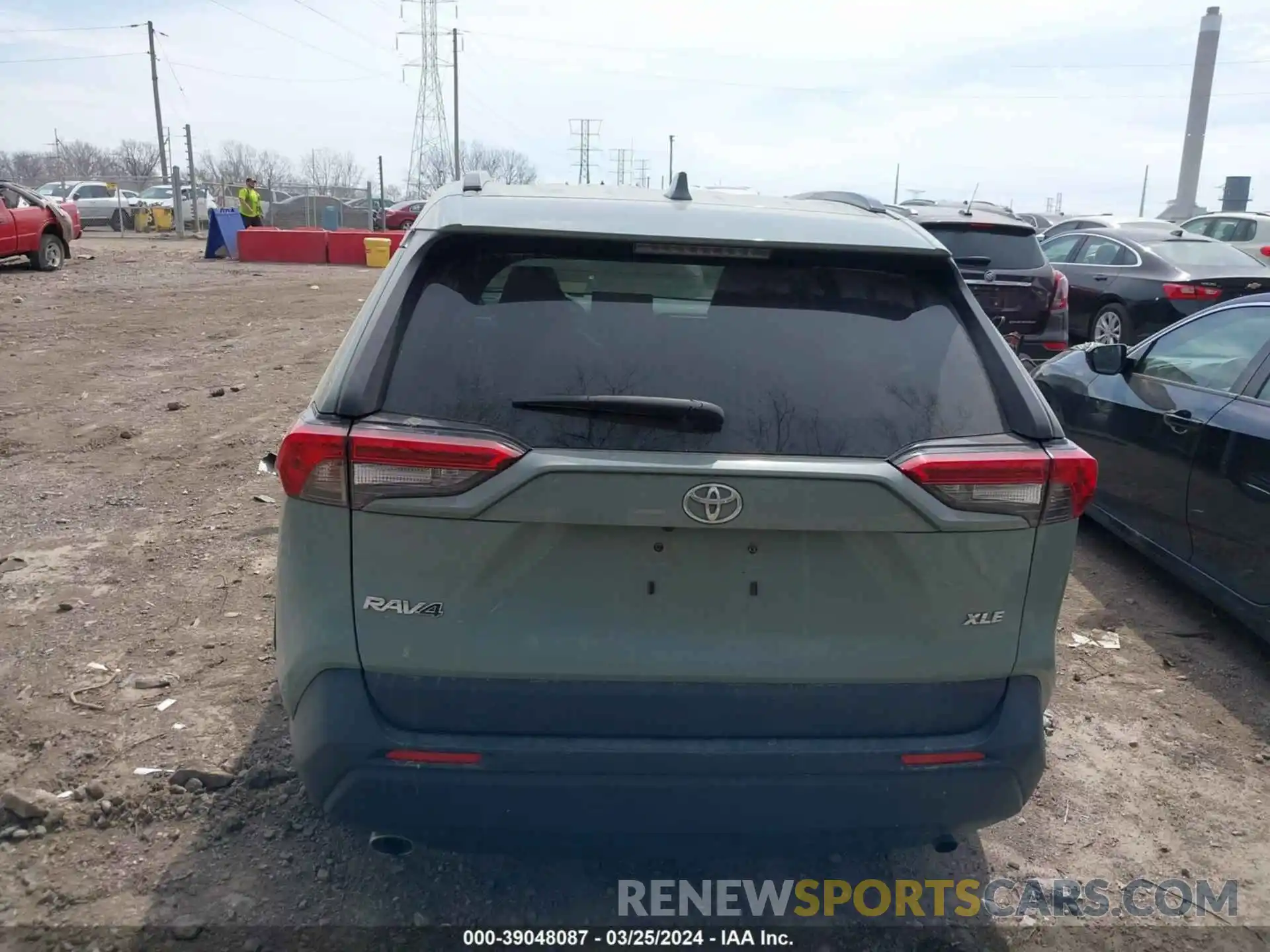 16 Photograph of a damaged car JTMC1RFV2LJ020217 TOYOTA RAV4 2020