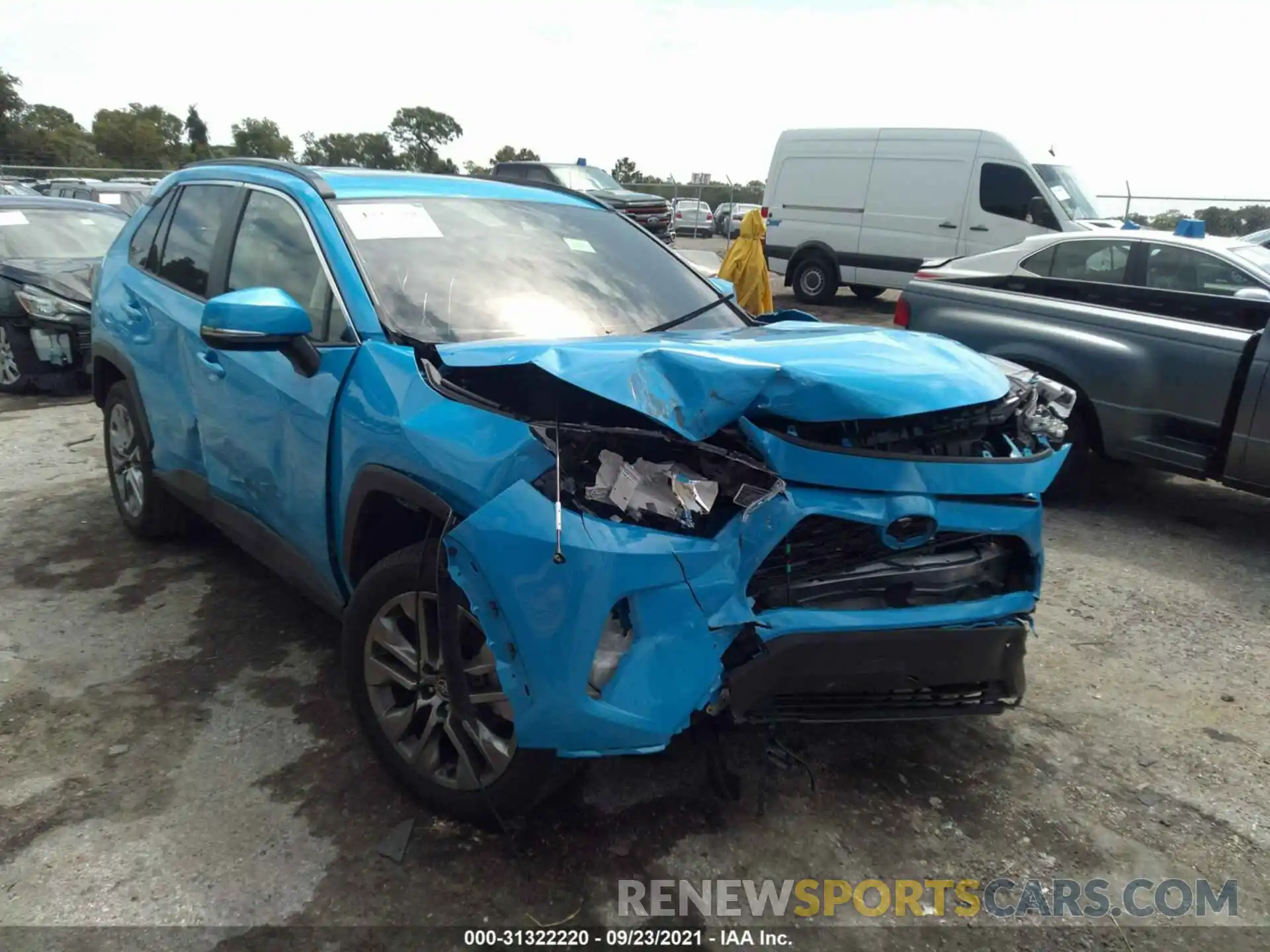 6 Photograph of a damaged car JTMC1RFV3LD046307 TOYOTA RAV4 2020