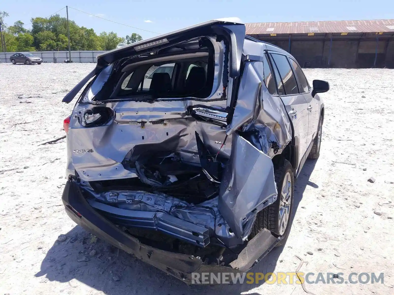 9 Photograph of a damaged car JTMC1RFV3LD055167 TOYOTA RAV4 2020