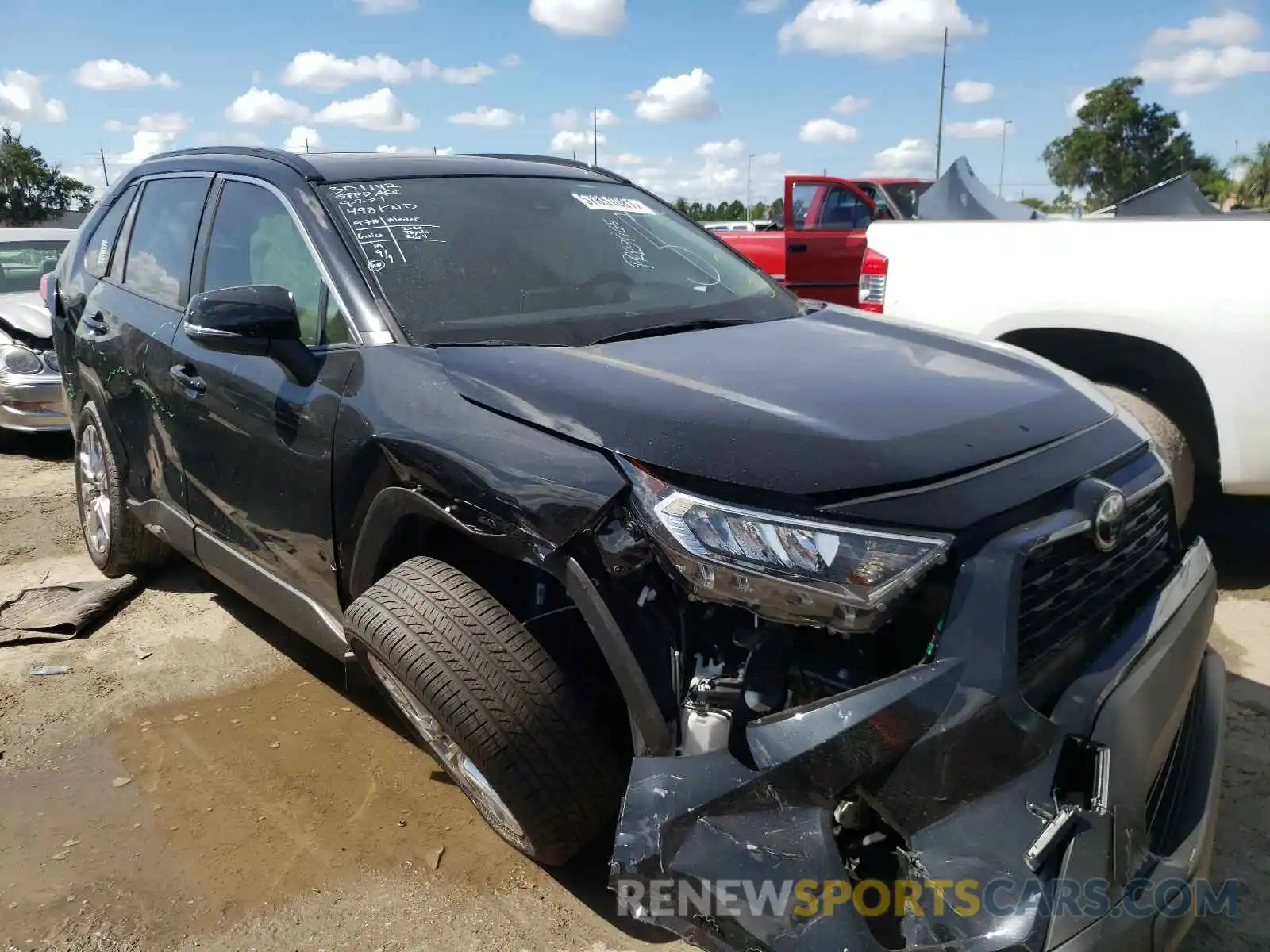 1 Photograph of a damaged car JTMC1RFV4LD043092 TOYOTA RAV4 2020