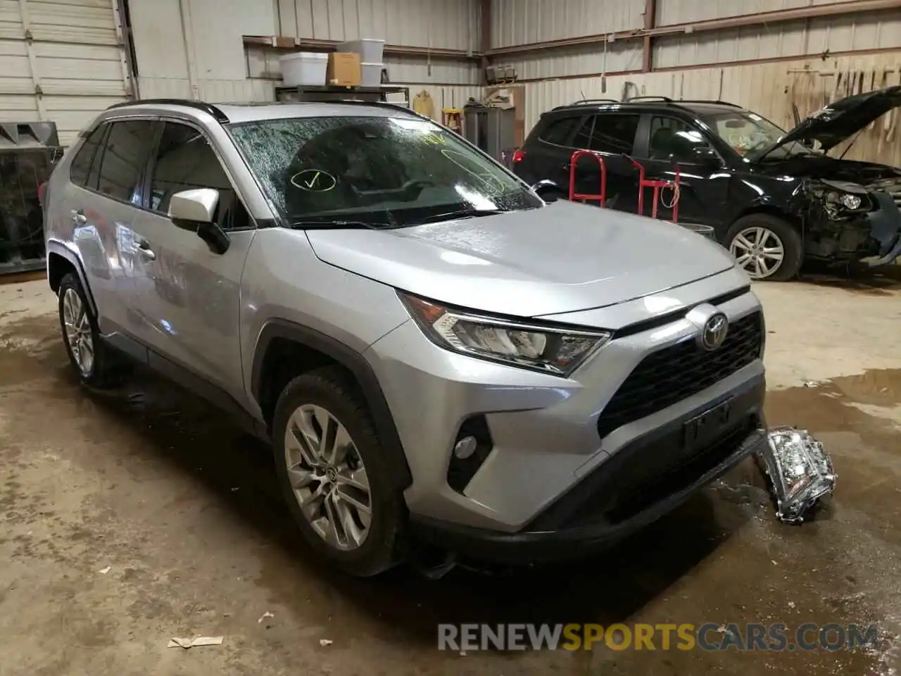 1 Photograph of a damaged car JTMC1RFV4LD045411 TOYOTA RAV4 2020