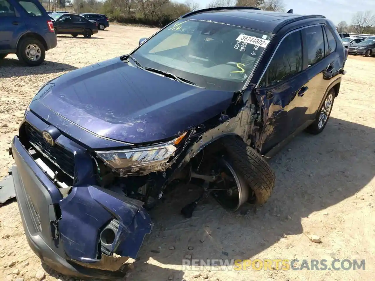 9 Photograph of a damaged car JTMC1RFV4LJ021420 TOYOTA RAV4 2020