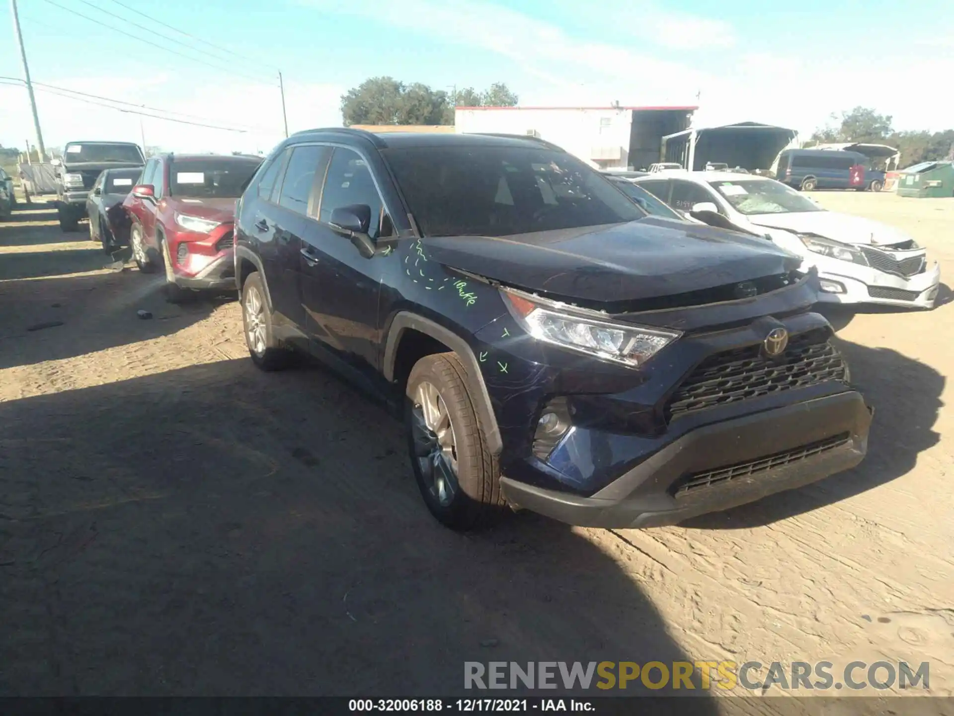 1 Photograph of a damaged car JTMC1RFV5LD042419 TOYOTA RAV4 2020