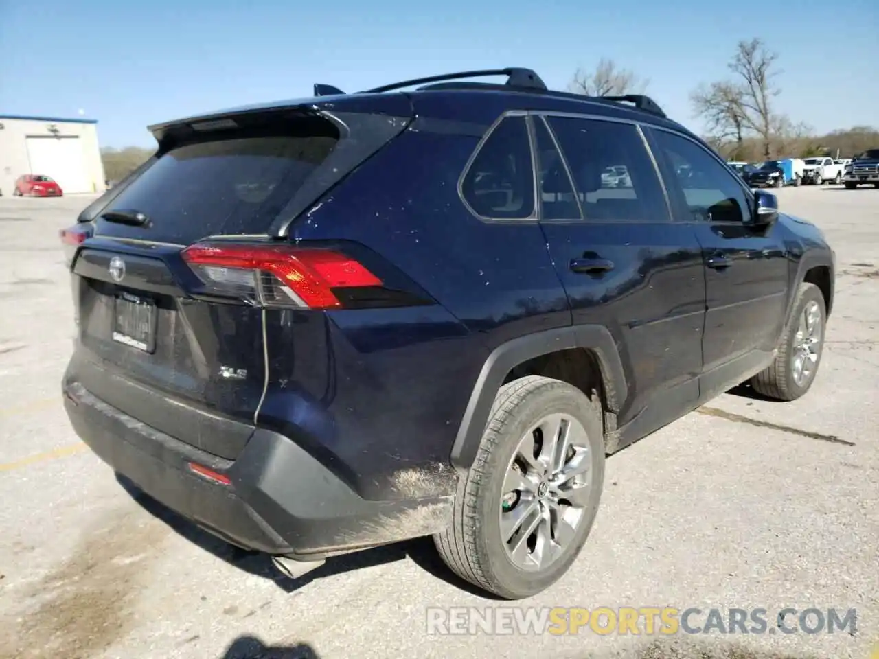 4 Photograph of a damaged car JTMC1RFV5LD053453 TOYOTA RAV4 2020