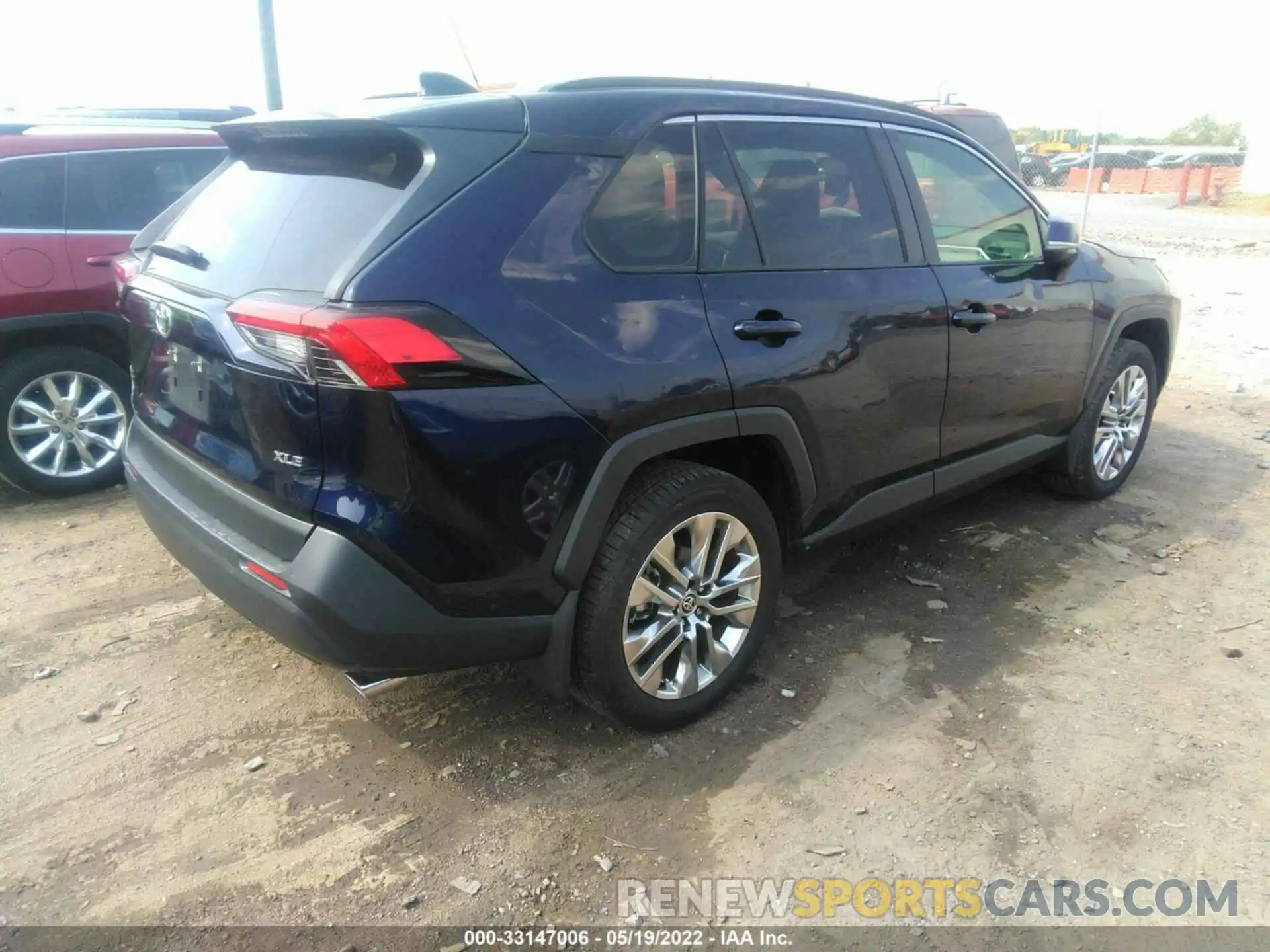 4 Photograph of a damaged car JTMC1RFV5LD518118 TOYOTA RAV4 2020