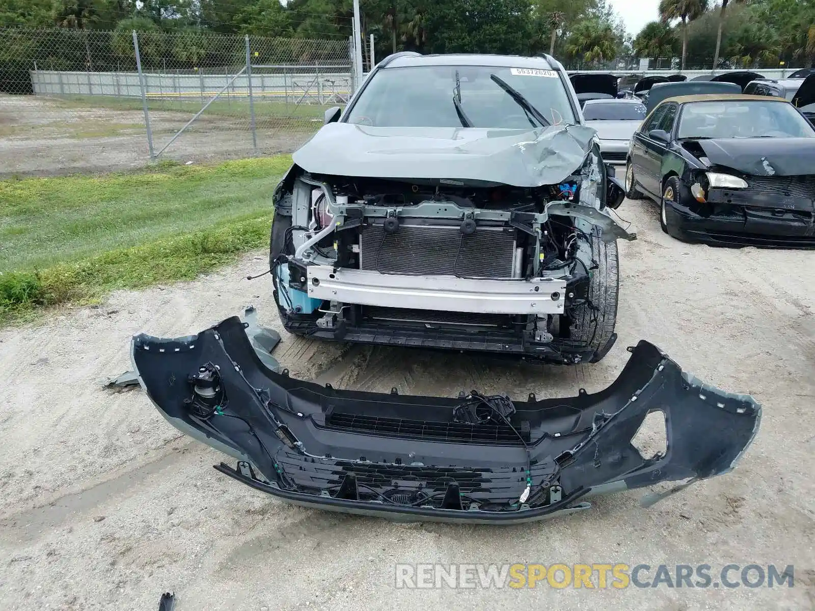 9 Photograph of a damaged car JTMC1RFV5LD519916 TOYOTA RAV4 2020