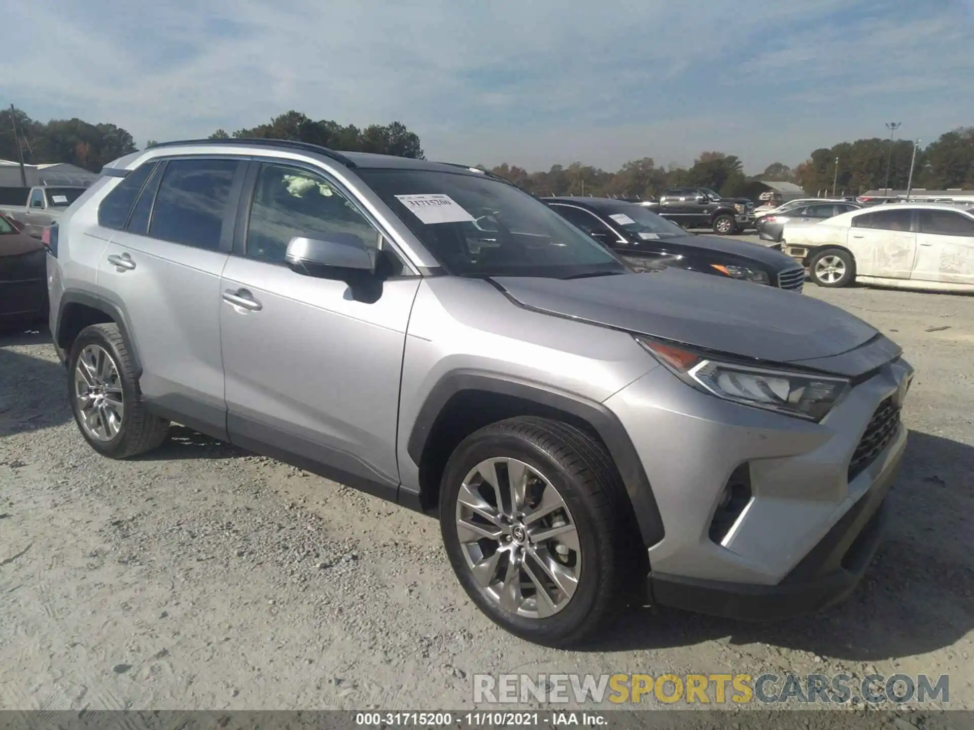 1 Photograph of a damaged car JTMC1RFV5LJ020003 TOYOTA RAV4 2020