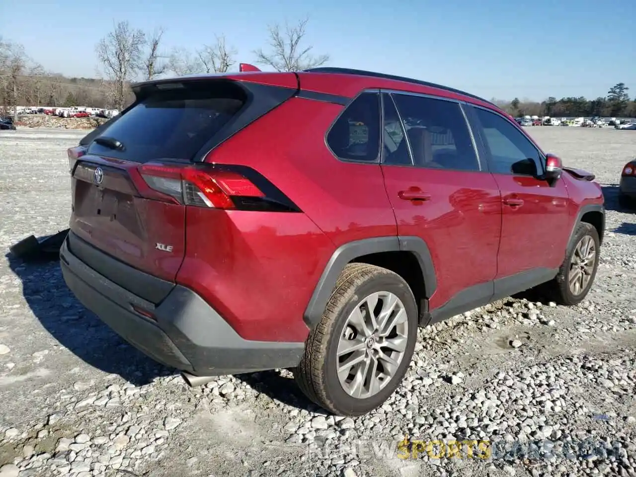 4 Photograph of a damaged car JTMC1RFV6LD045149 TOYOTA RAV4 2020